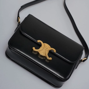 Cline Pre-Owned 2021 Small  Calfskin Triomphe crossbody bag