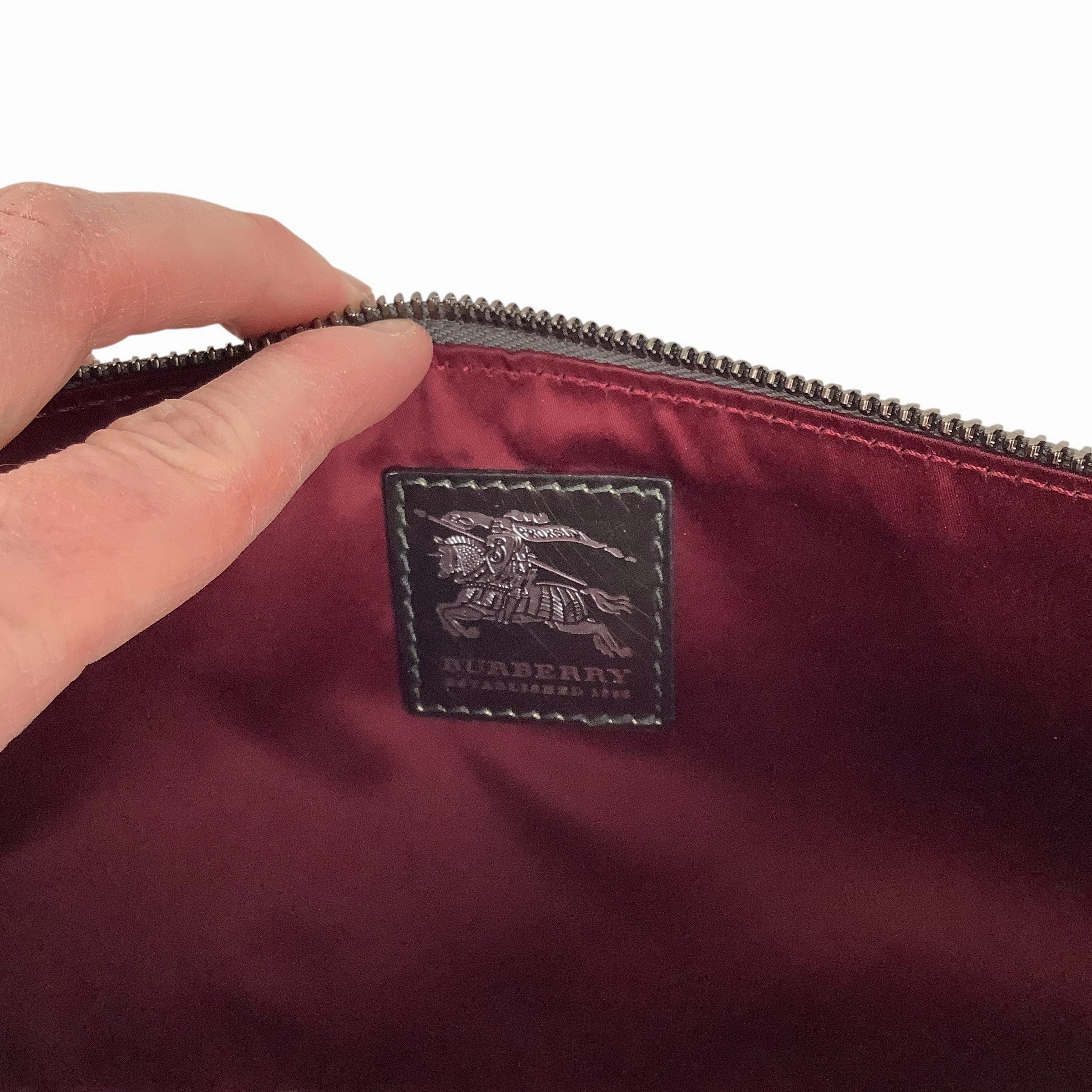 Clutch Luxury Designer By Burberry, Size: Medium