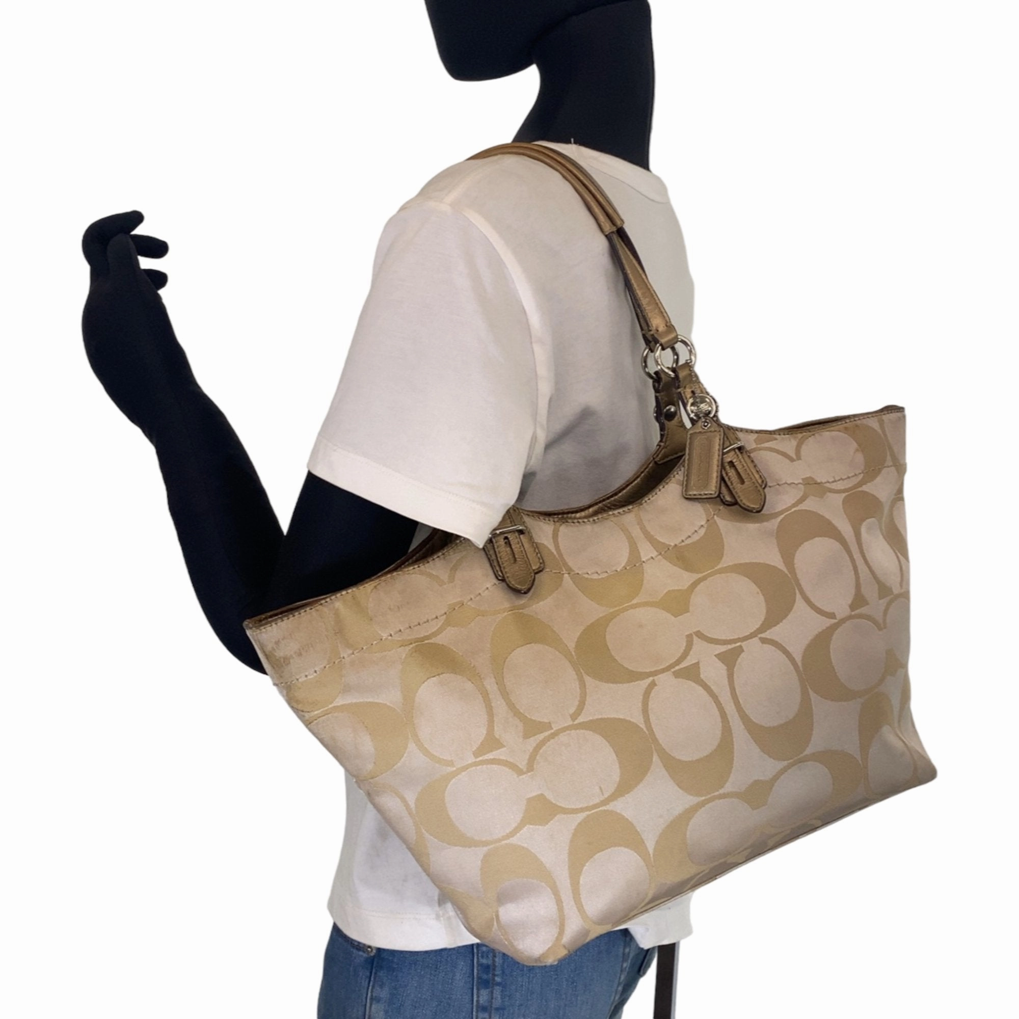 Coach ivory Canvas Leather Shoulder Bag Tote Bag (Pre-Owned)