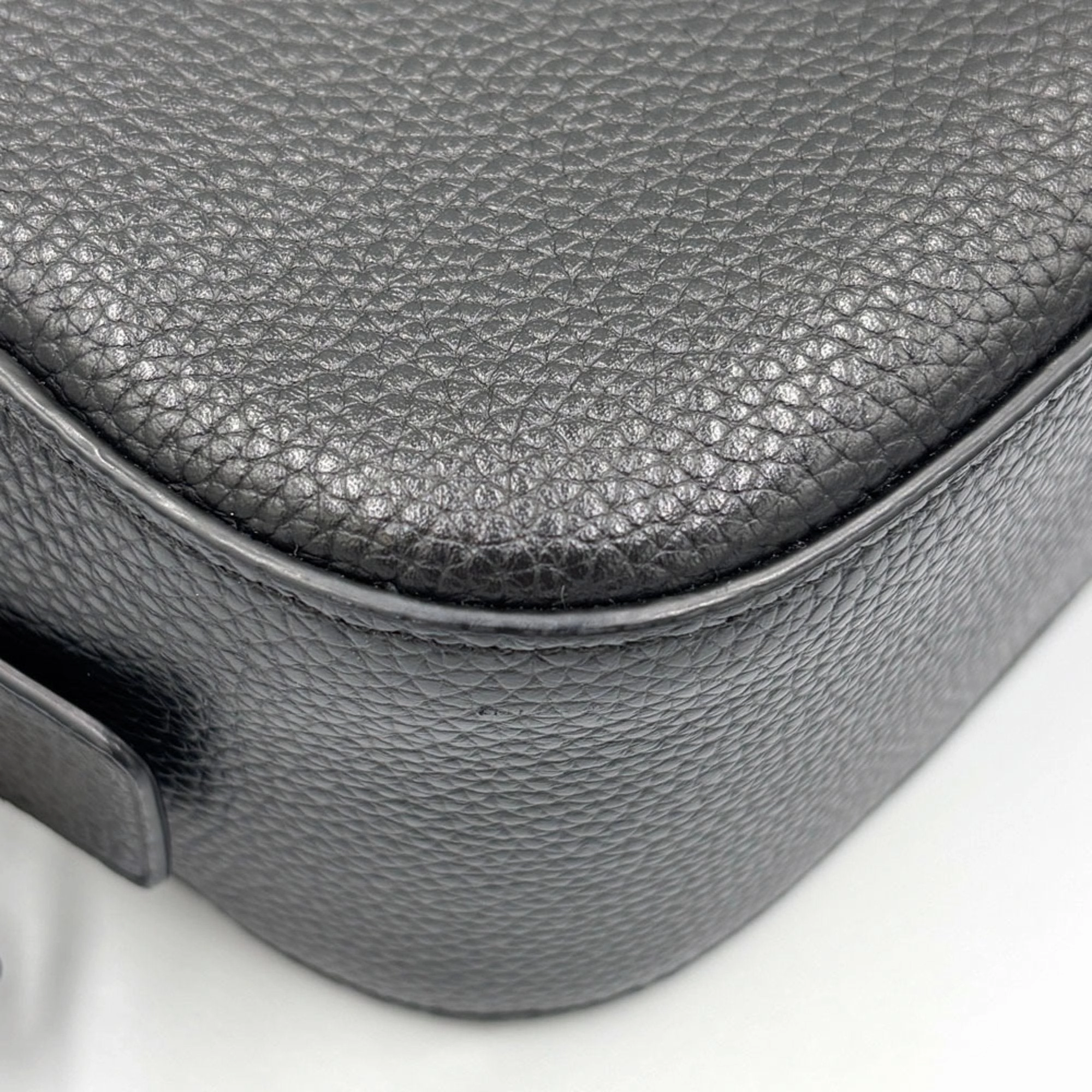Coach Leather Shoulder Bag (Pre-Owned)