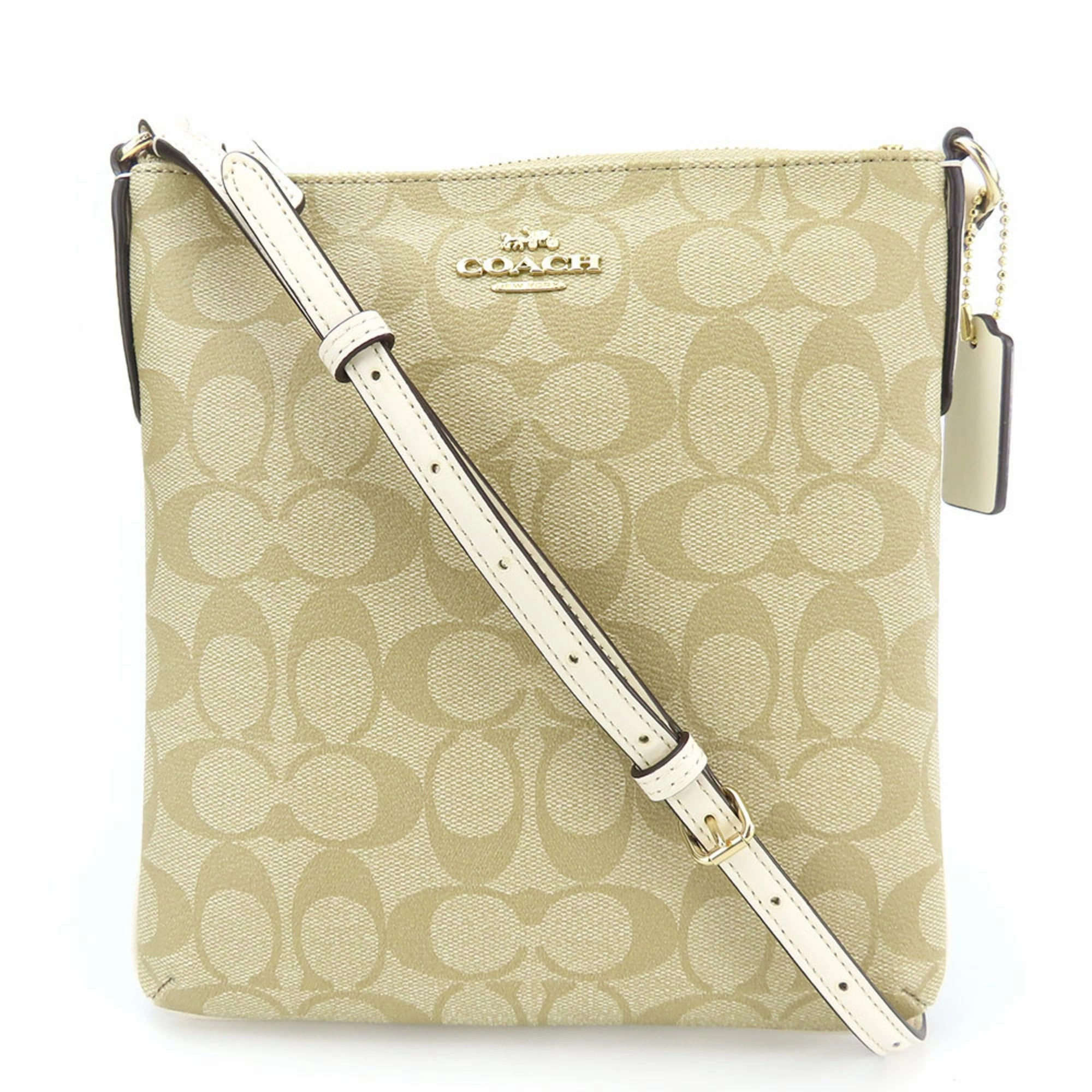 Coach Signature  Off- Pvc Leather Shoulder Bag (Pre-Owned)