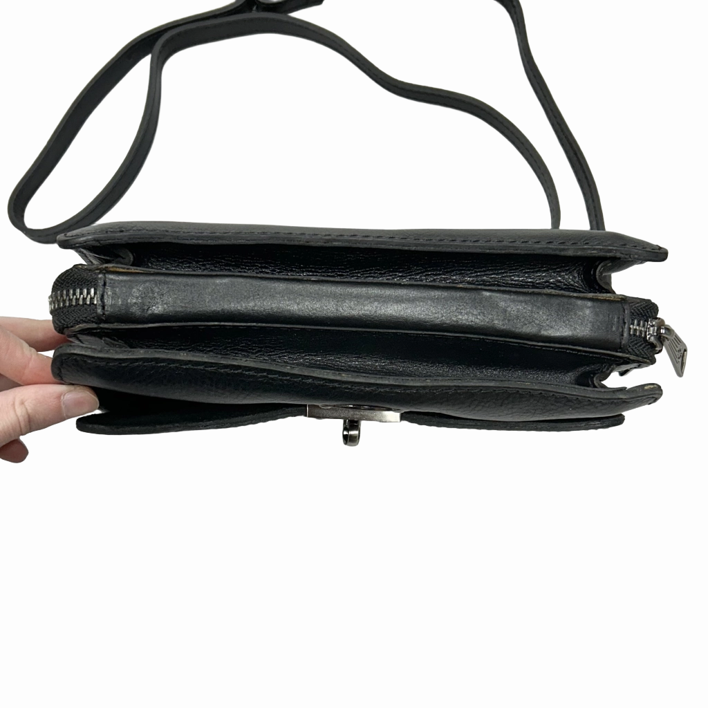 Crossbody Designer By Patricia Nash  Size: Medium