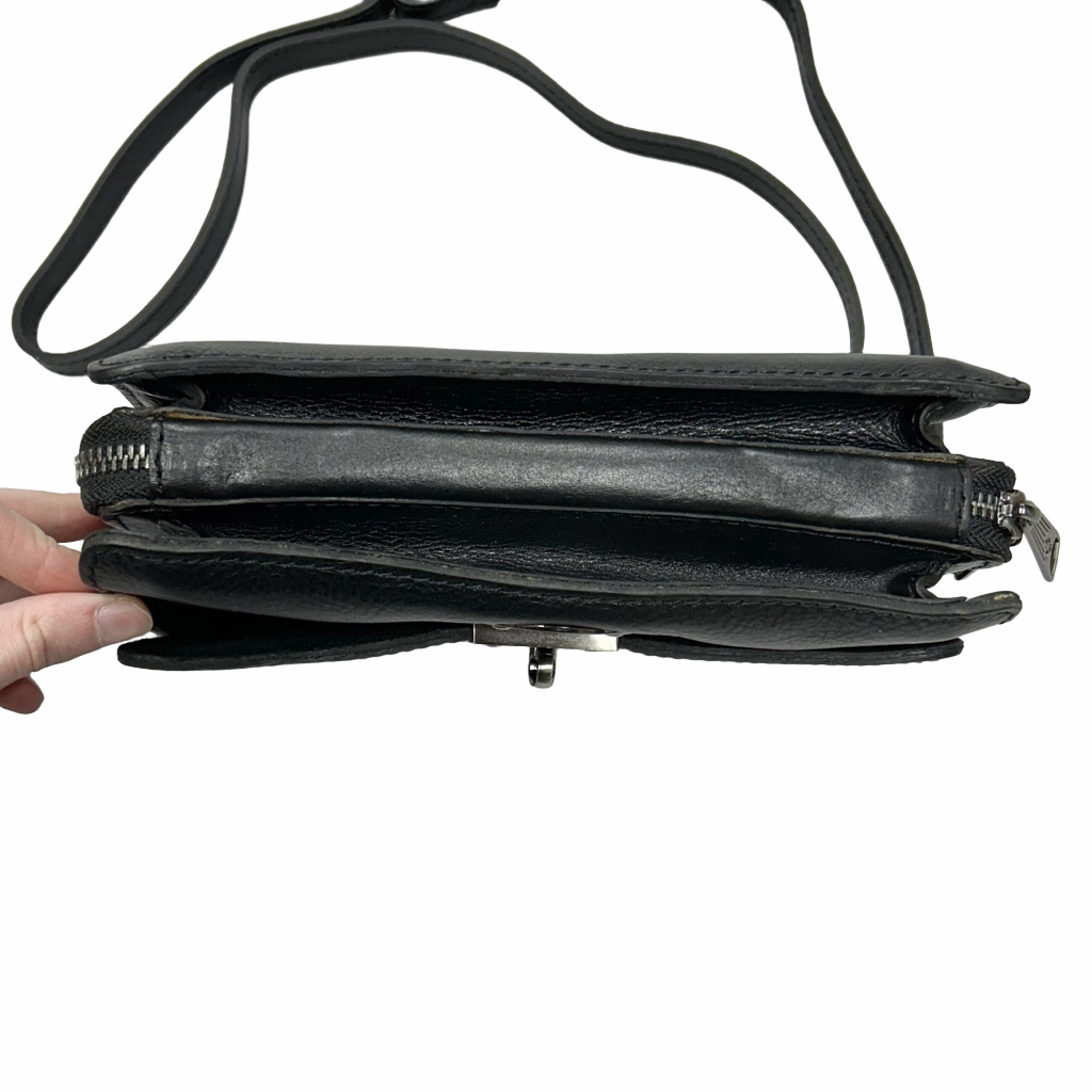 Crossbody Designer By Patricia Nash  Size: Medium