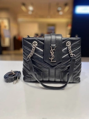 Daol Beomeo Branch Saint Laurent Lulu shoulder bag 502717 A