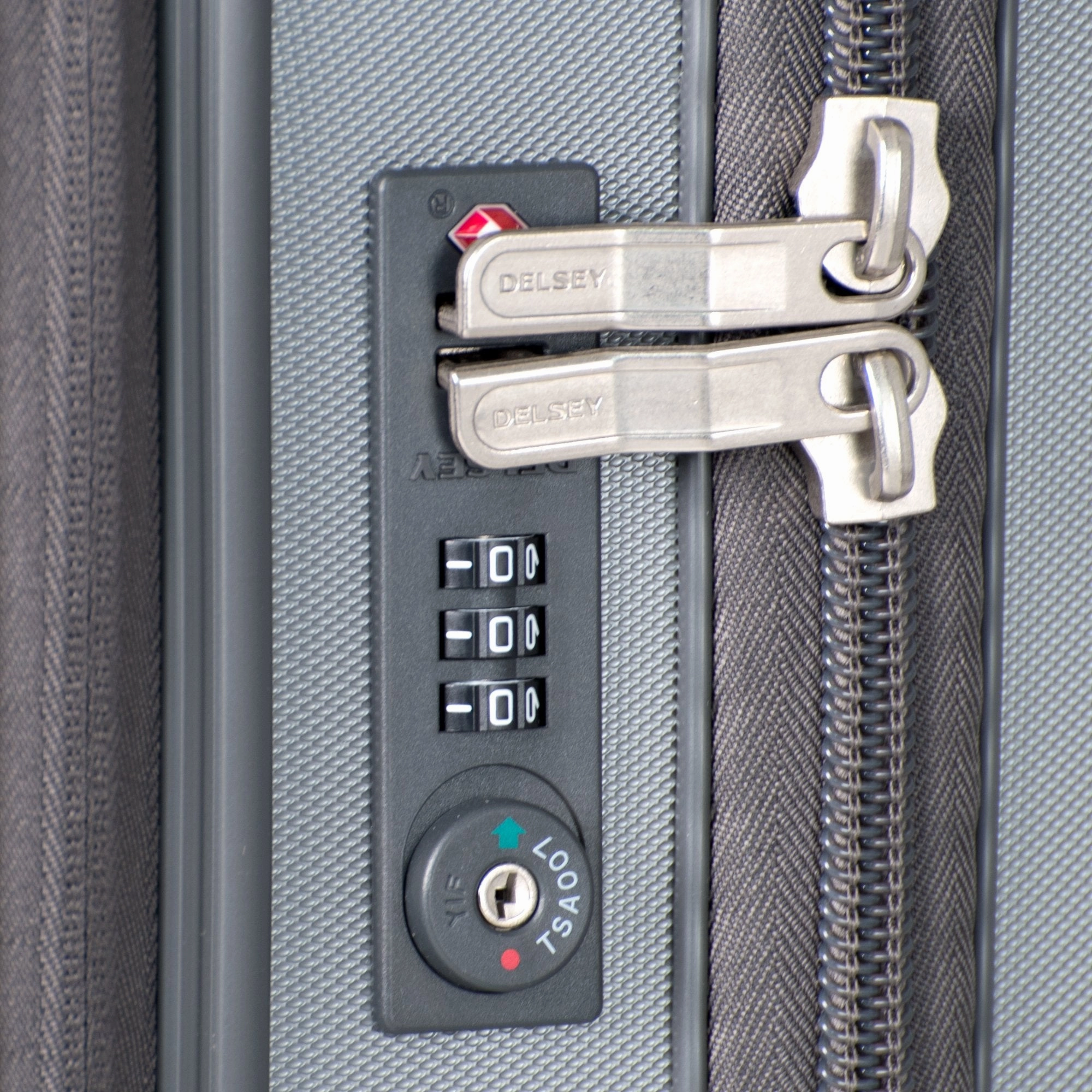 DELSEY Paris Helium Shadow 3.0 21" 4-Wheel Carry-On Luggage