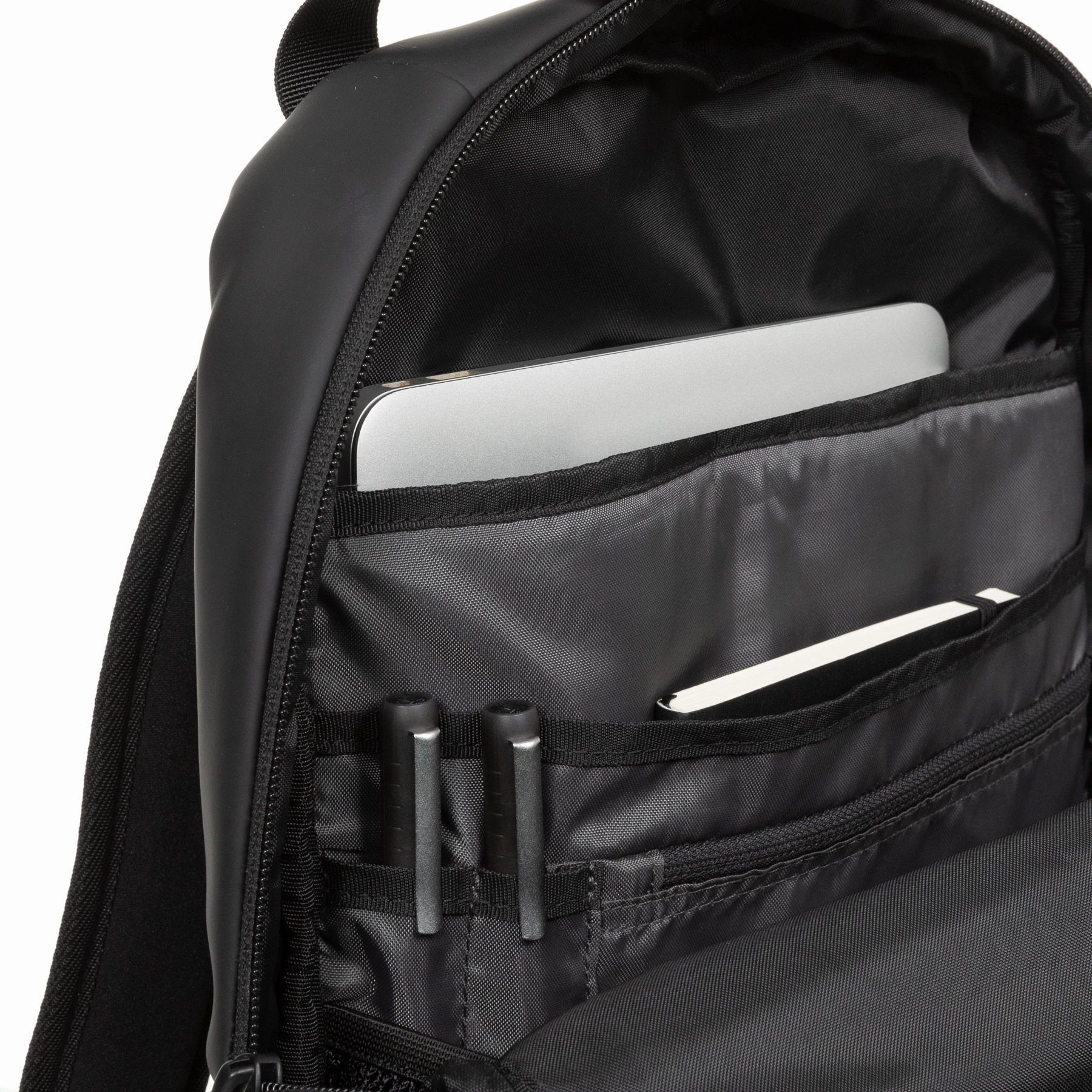 Eastpak Tecum Tote CNNCT F - Matte Black