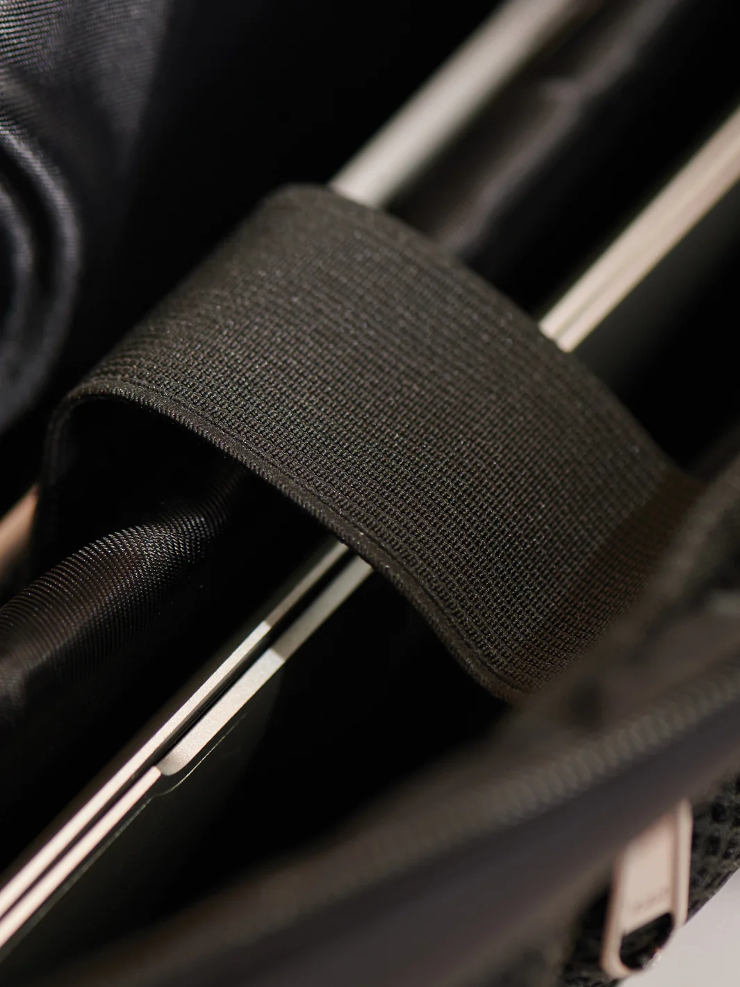 EZRI Elite Backpack