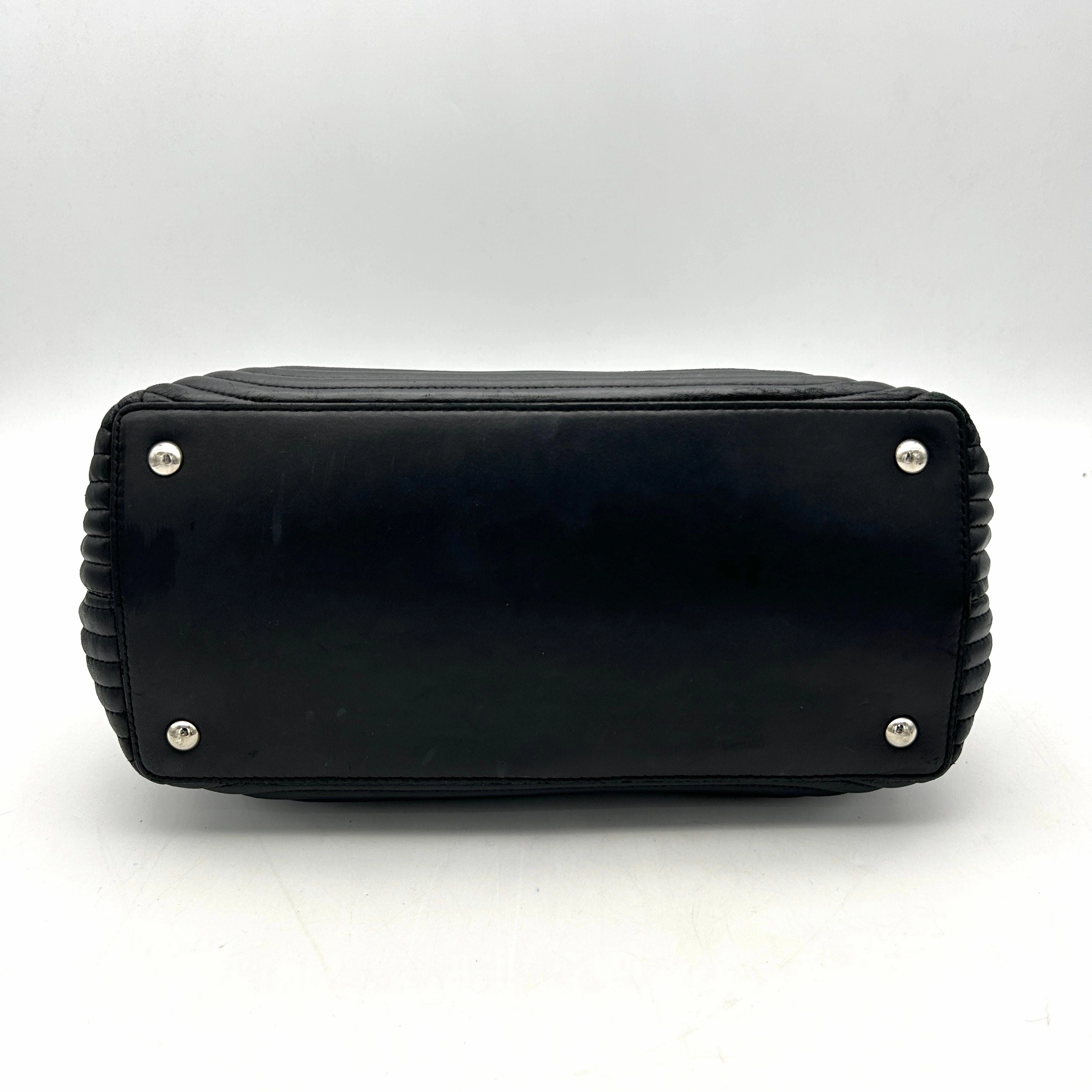 Fendi Black Quilted Lambskin Leather Dotcom Click Medium Shoulder Bag LA16329
