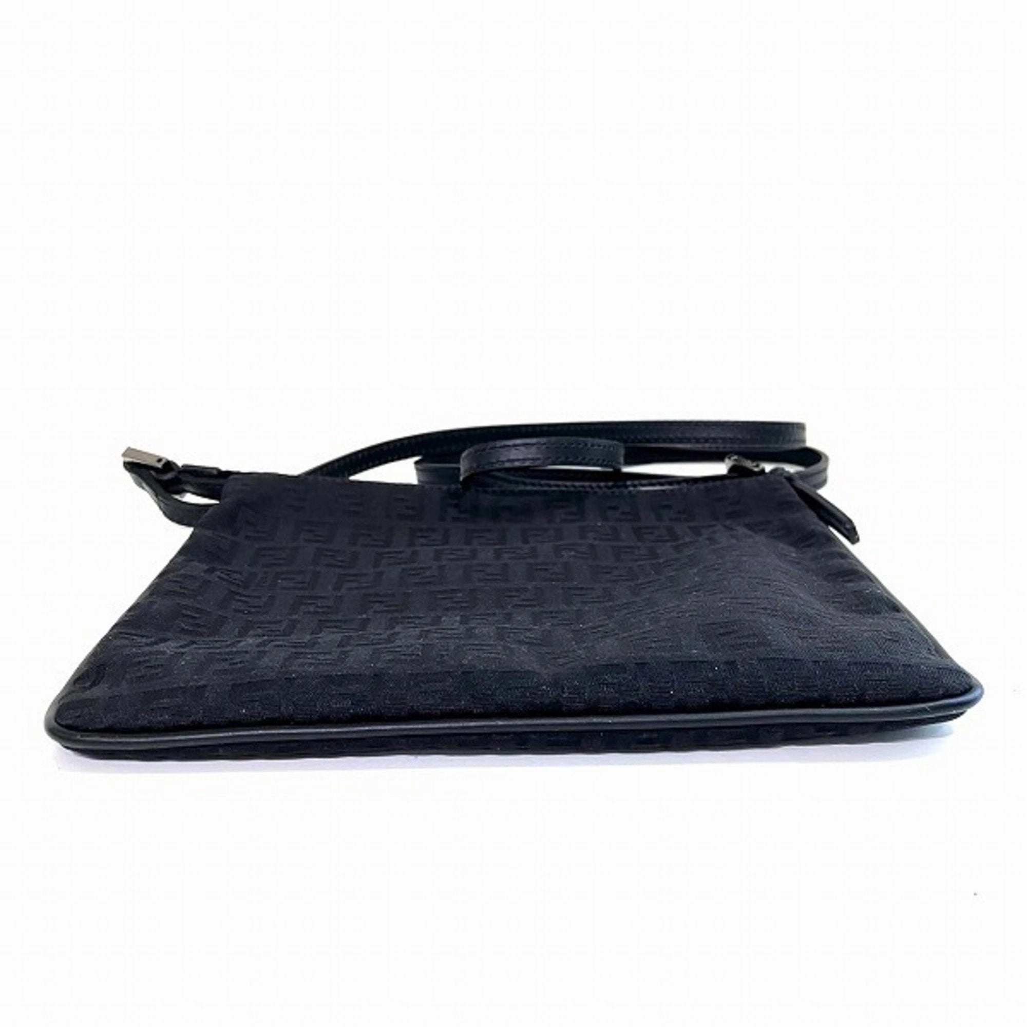 Fendi Canvas Leather Shoulder Bag (Pre-Owned)