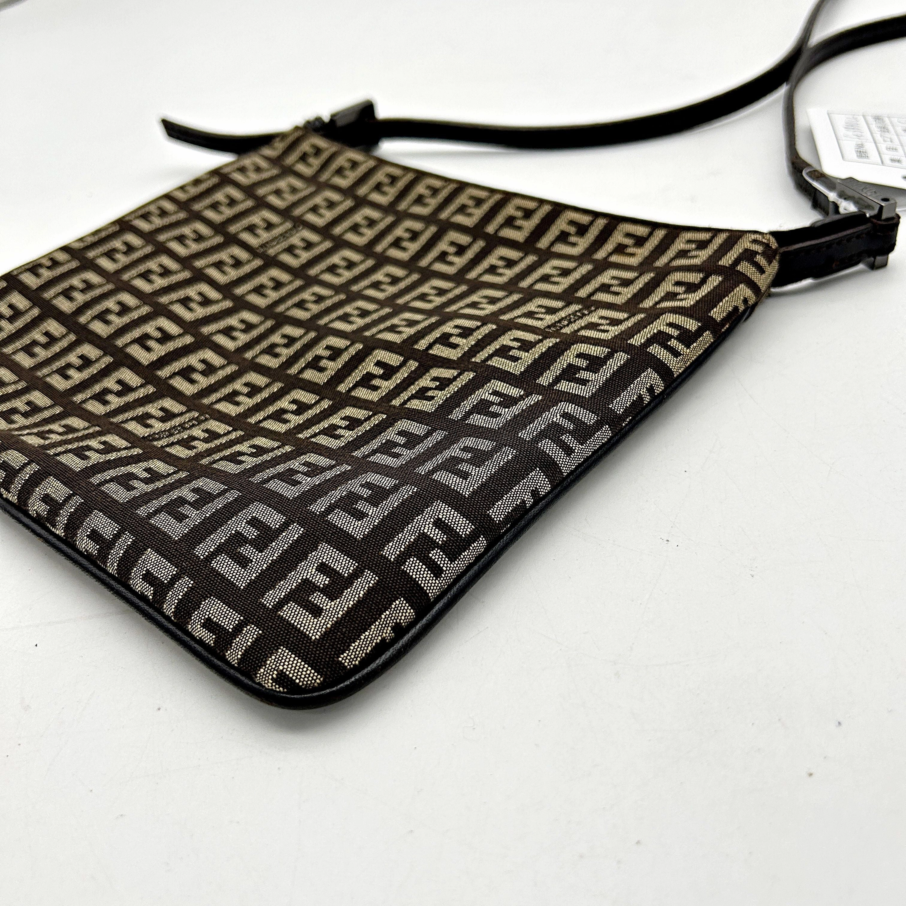 FENDI Zucchino Crossbody Dark Brown fe8830cc