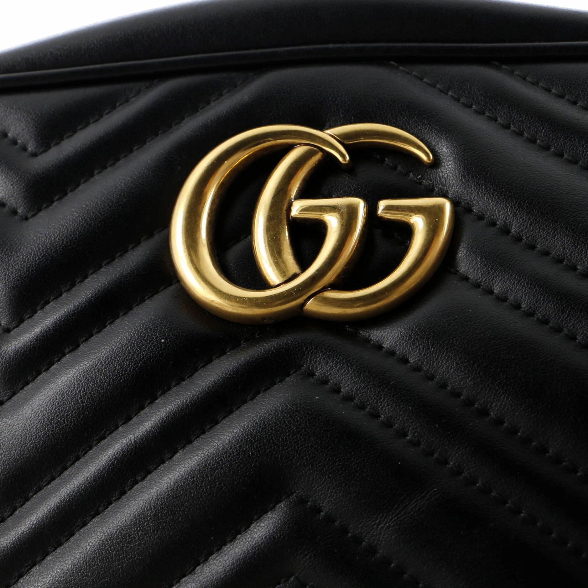 GG Marmont Shoulder Bag Matelasse Leather Small