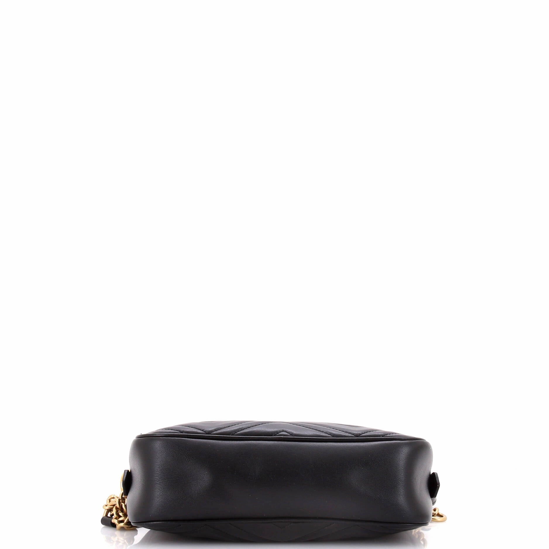 GG Marmont Shoulder Bag Matelasse Leather Small