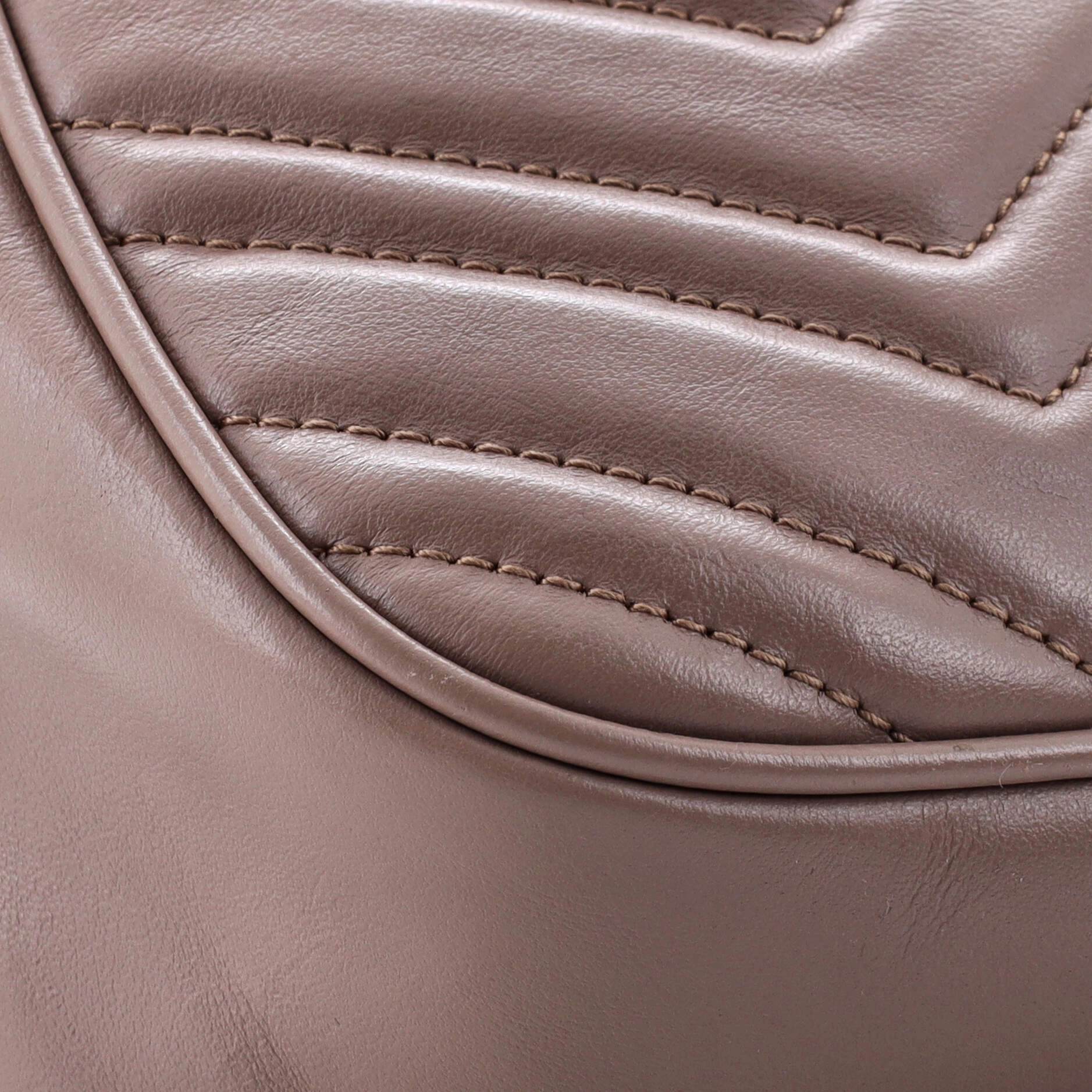 GG Marmont Shoulder Bag Matelasse Leather Small