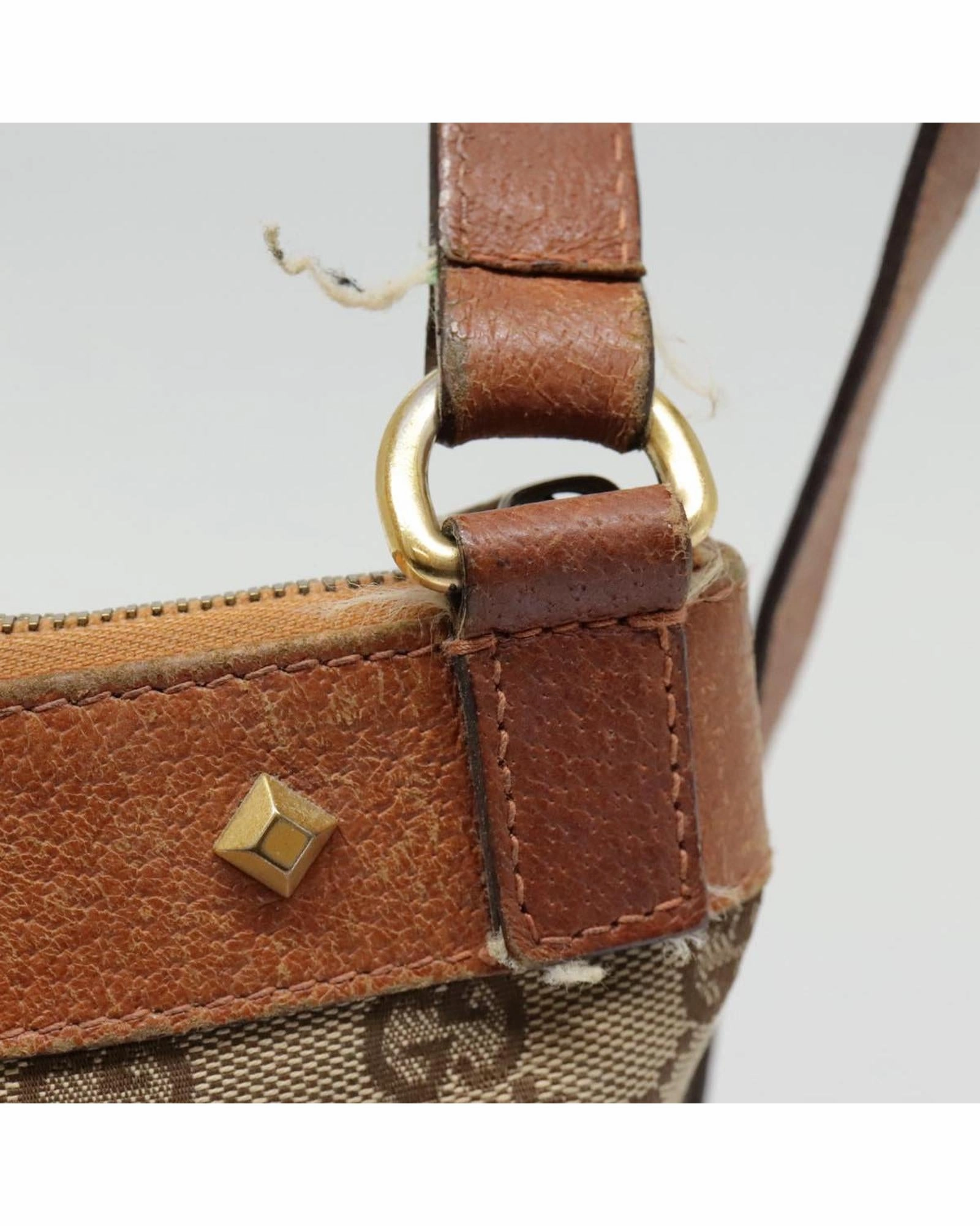 GG Supreme Monogram Shoulder Bag