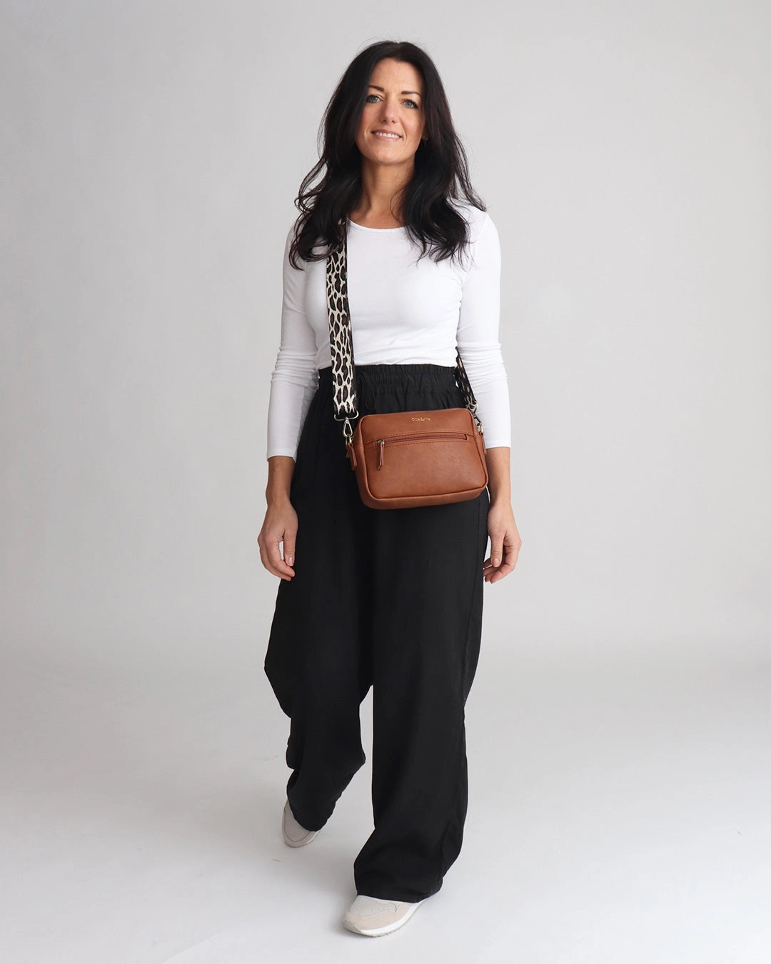Gigi Crossbody - Tan