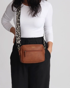 Gigi Crossbody - Tan