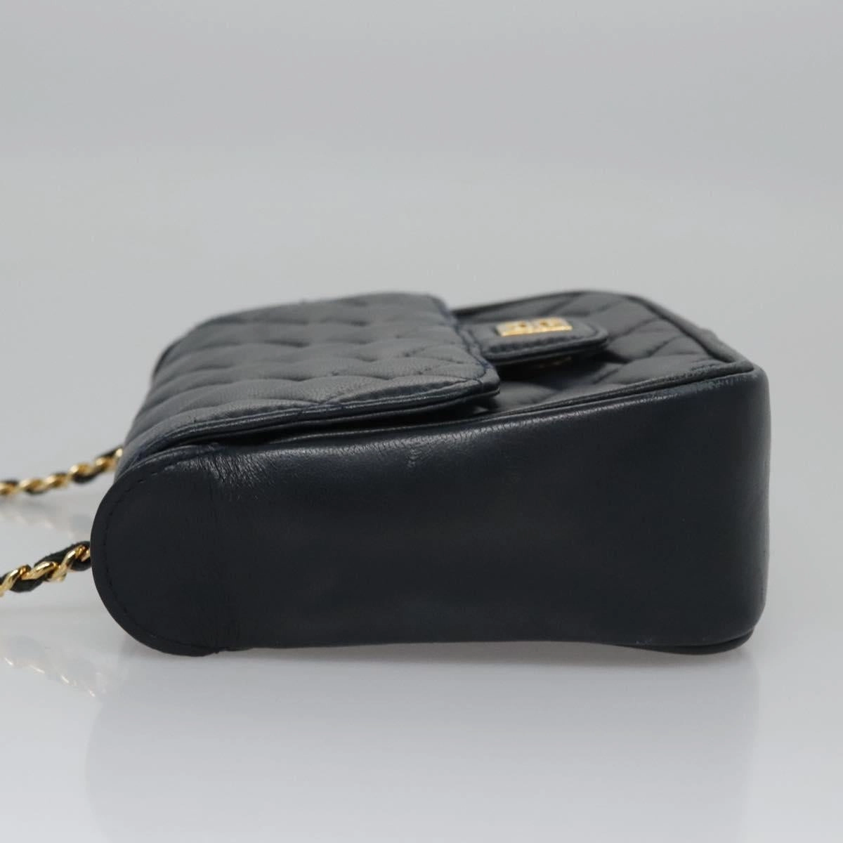 Givenchy Leather Shoulder Bag (Pre-Owned)
