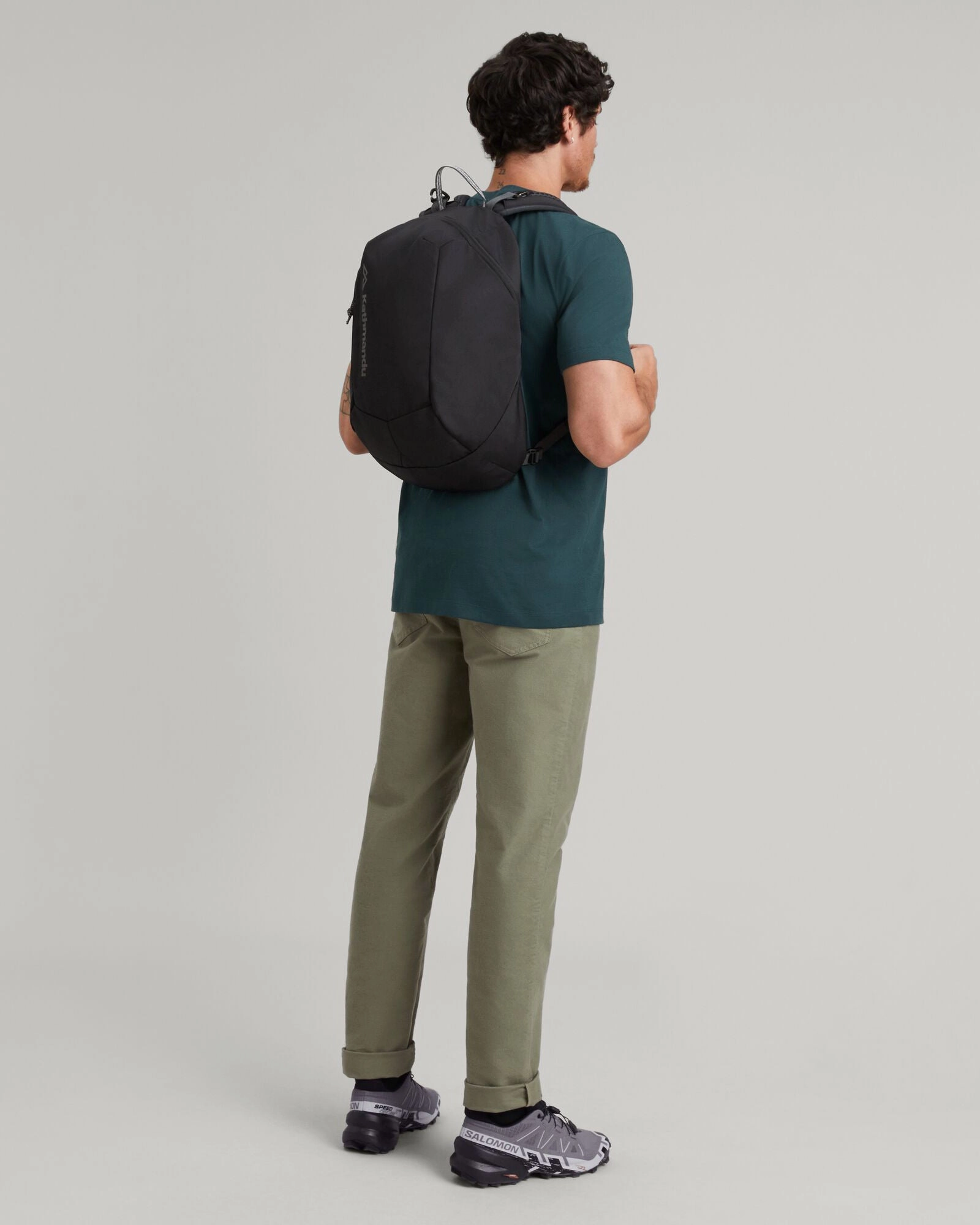 Gluon Beyond Backpack - 18L - Black Stingray