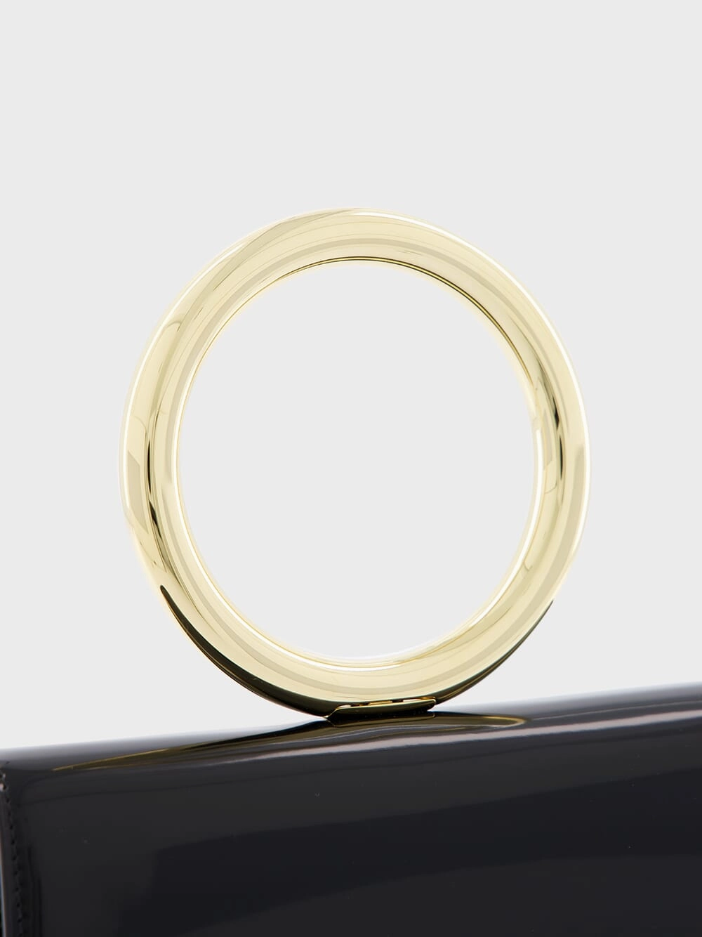 Golden Loop Smartphone Holder