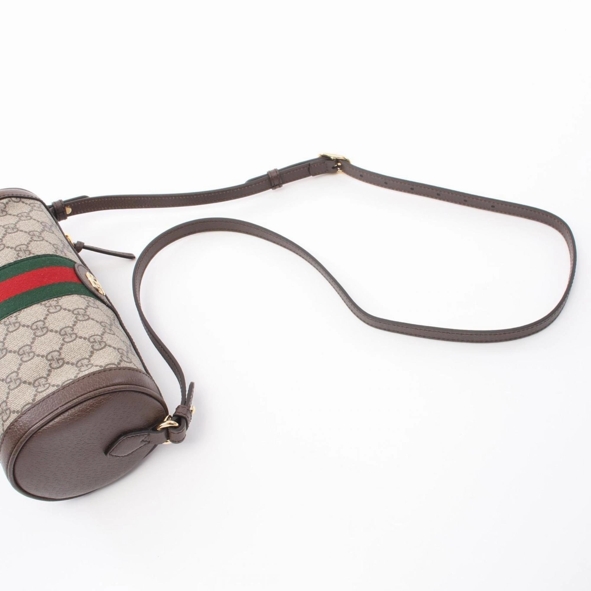 Gucci    Pvc Coated Canvas Leather Shoulder Bag (Pre-Owned)