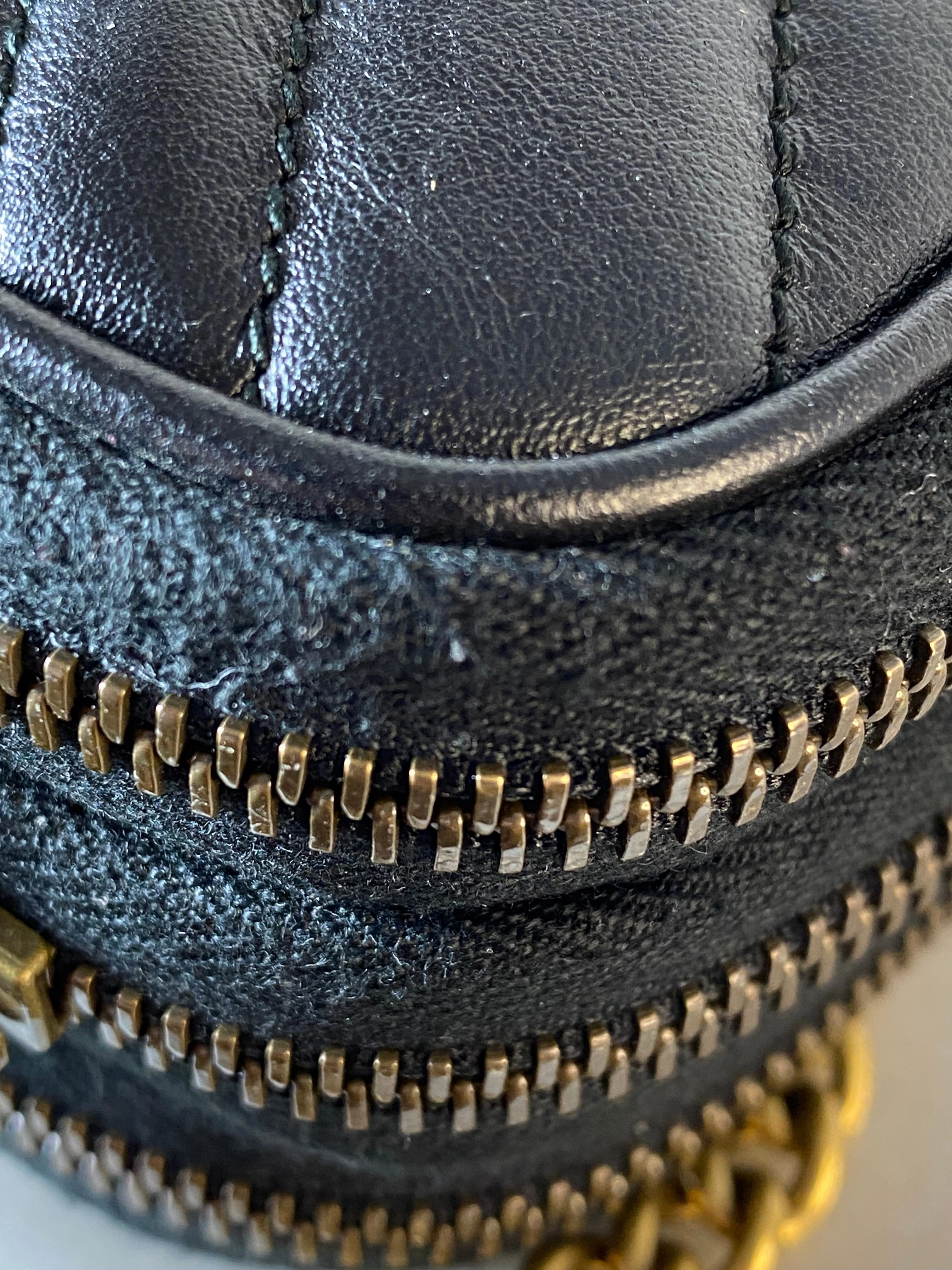 Gucci Black GG Marmont Crossbody Bag