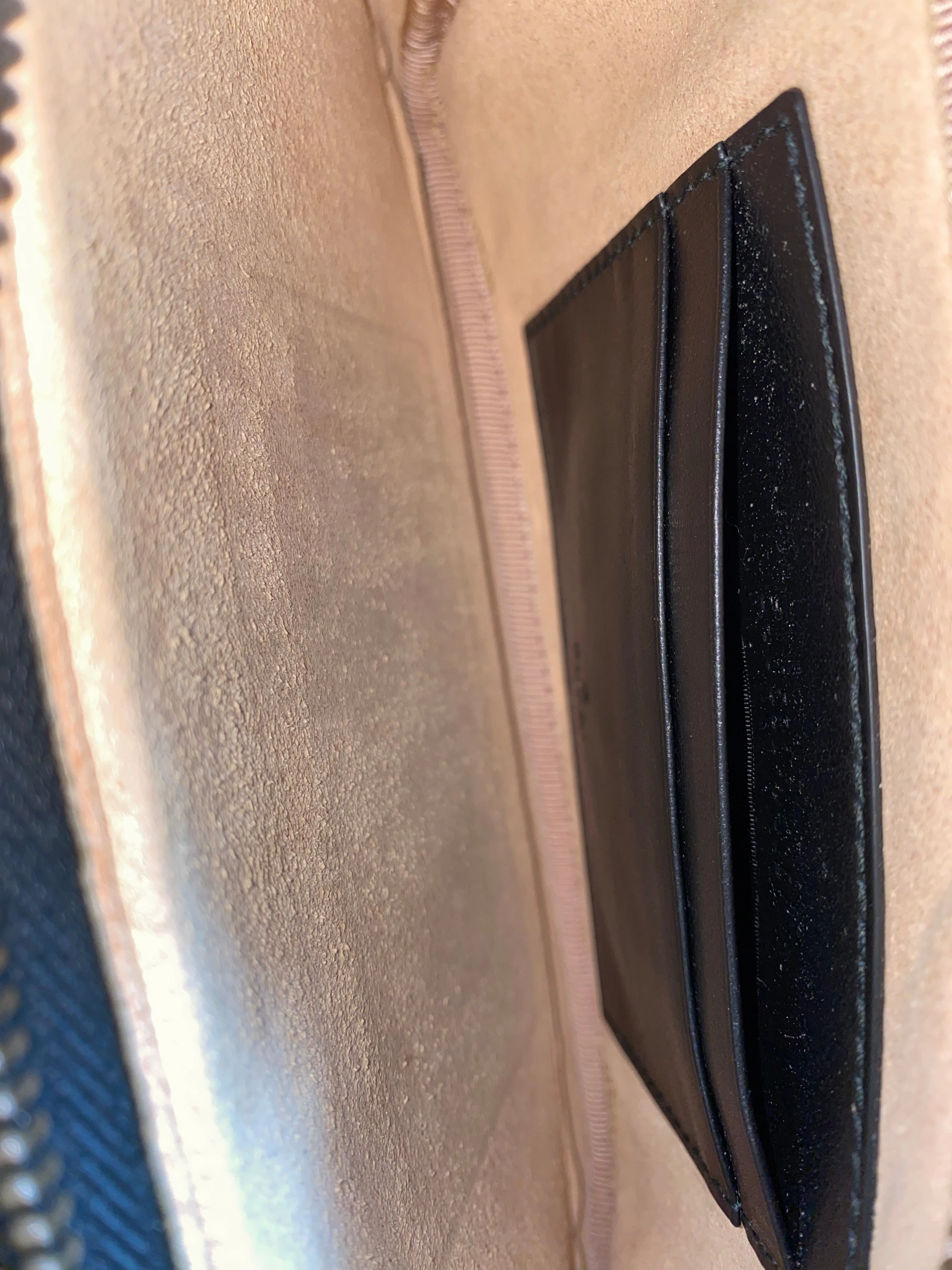 Gucci Black GG Marmont Crossbody Bag