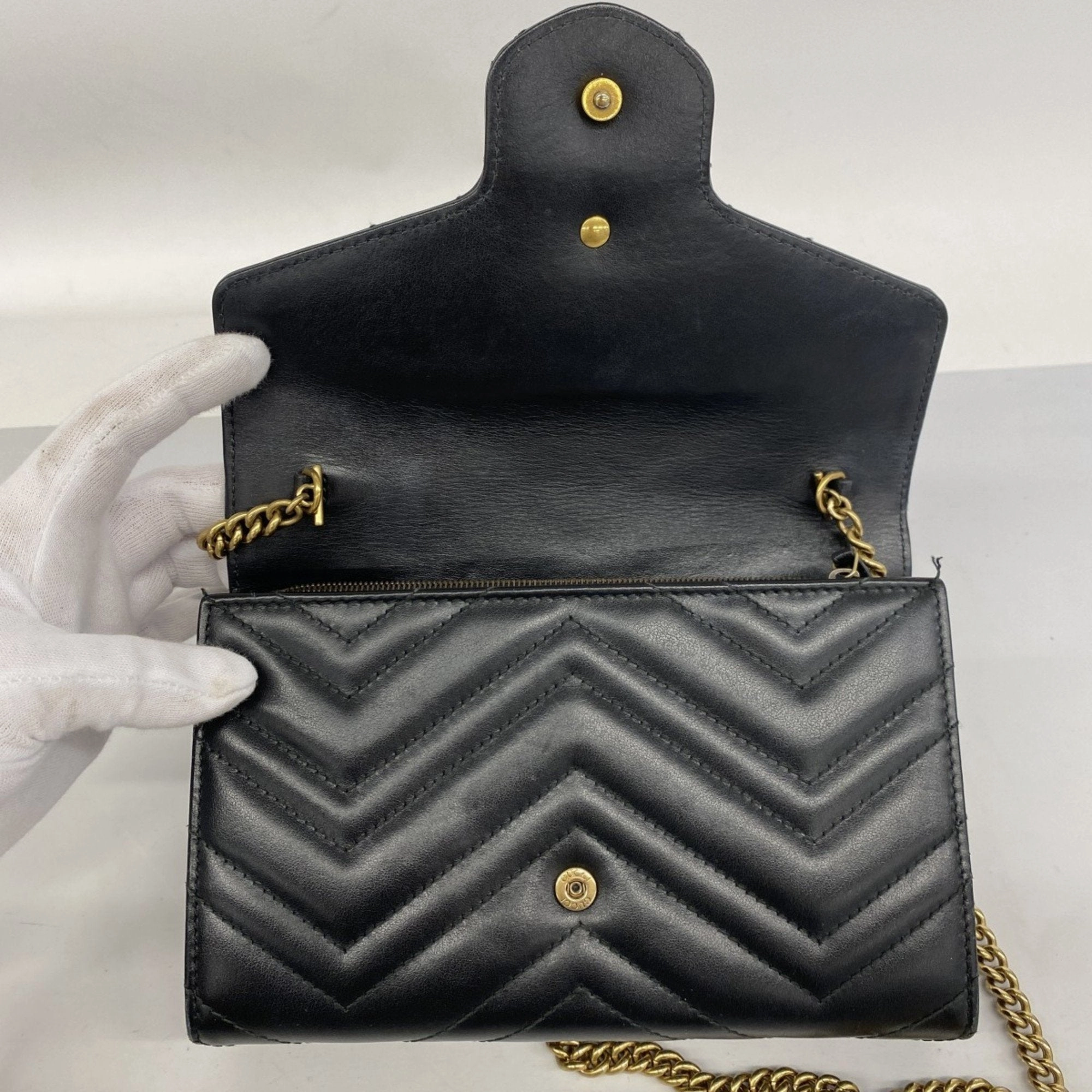 Gucci Black Leather Chain/Shoulder Wallet ()