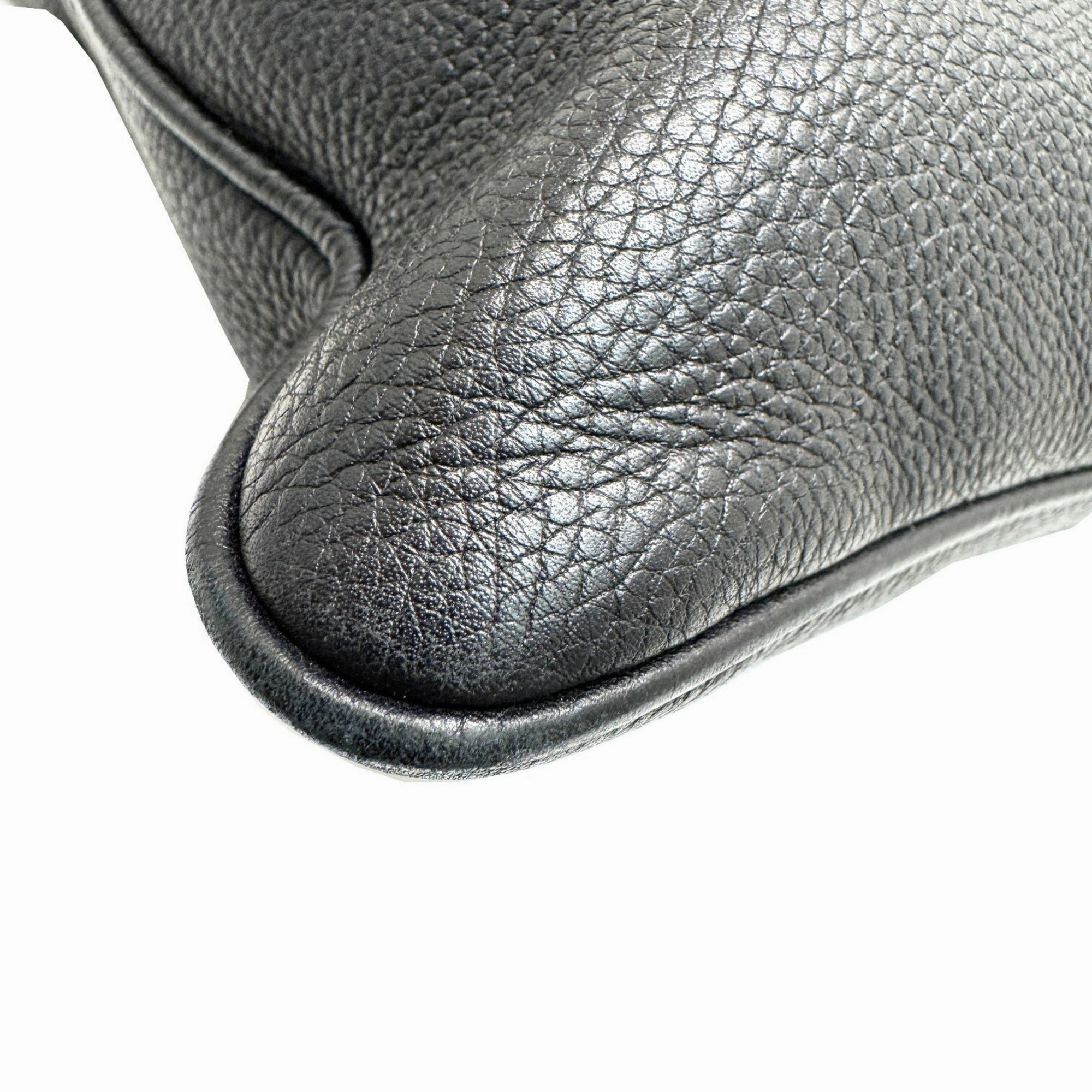Gucci Black Leather Shoulder Bag ()