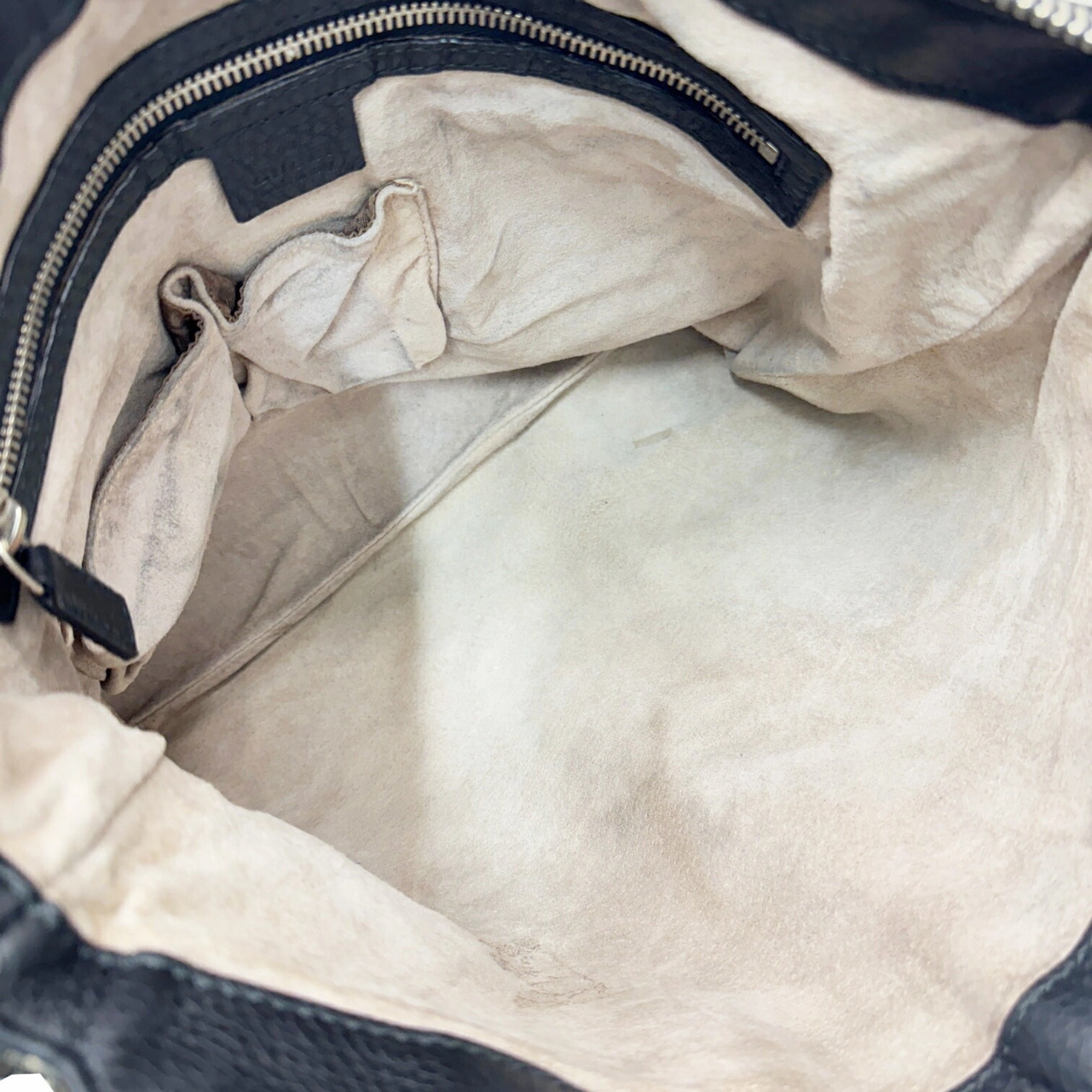 Gucci Black Leather Shoulder Bag ()