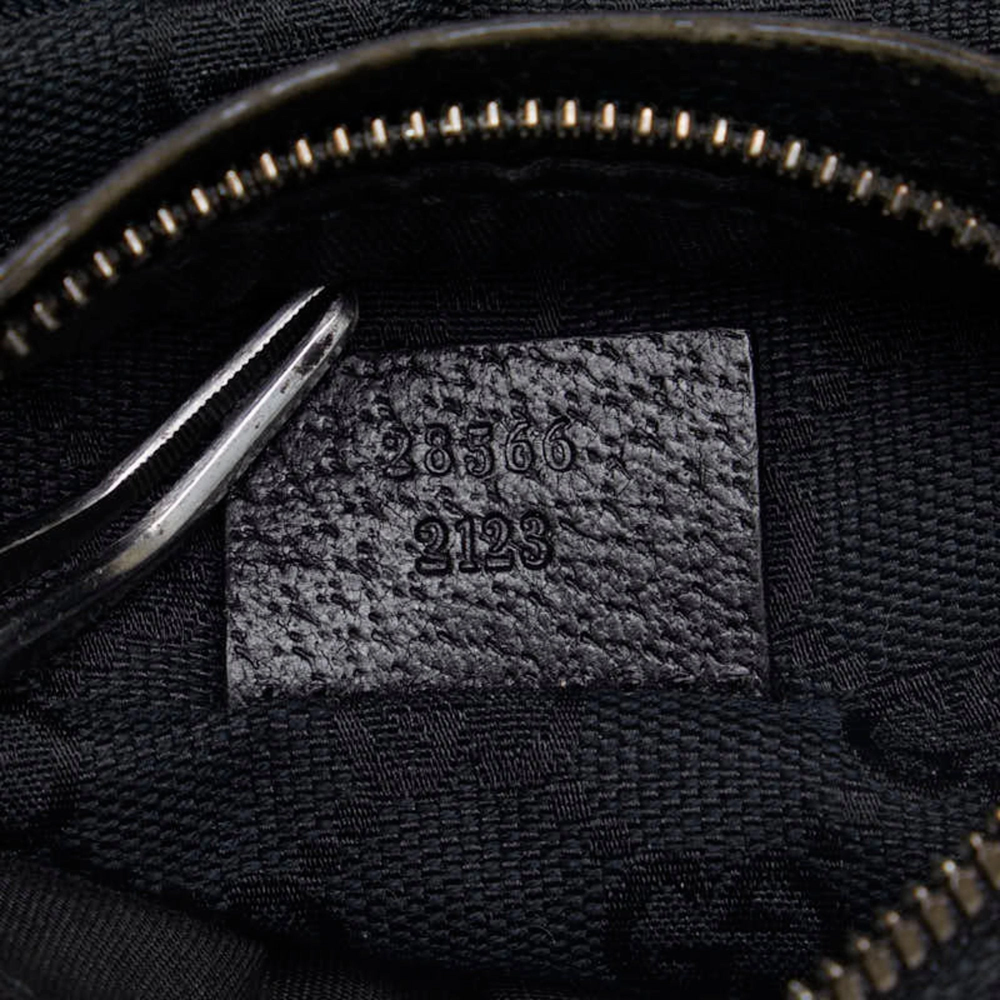 Gucci  Canvas Shoulder Bag ()