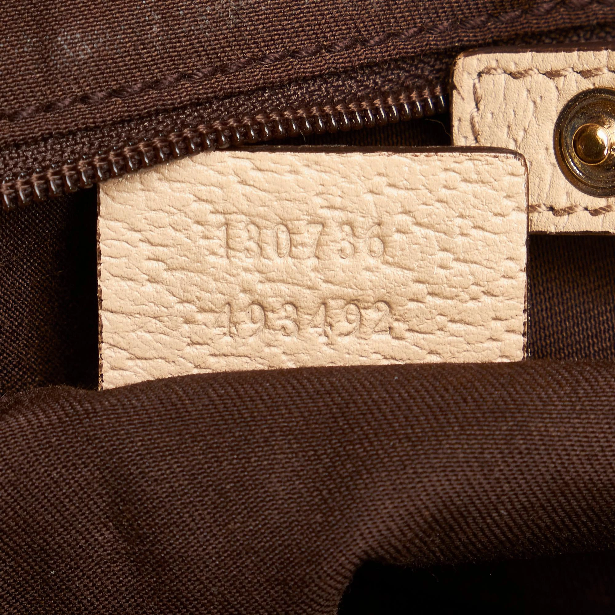 Gucci GG Canvas Abbey Shoulder Bag (SHG-32860)
