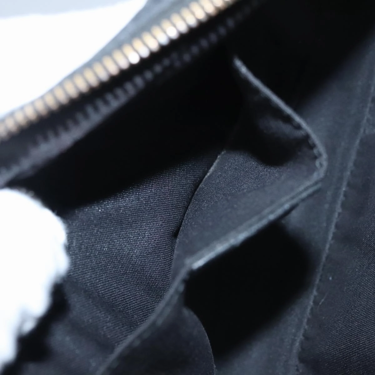 Gucci Gg Canvas Black Canvas Shoulder Bag ()