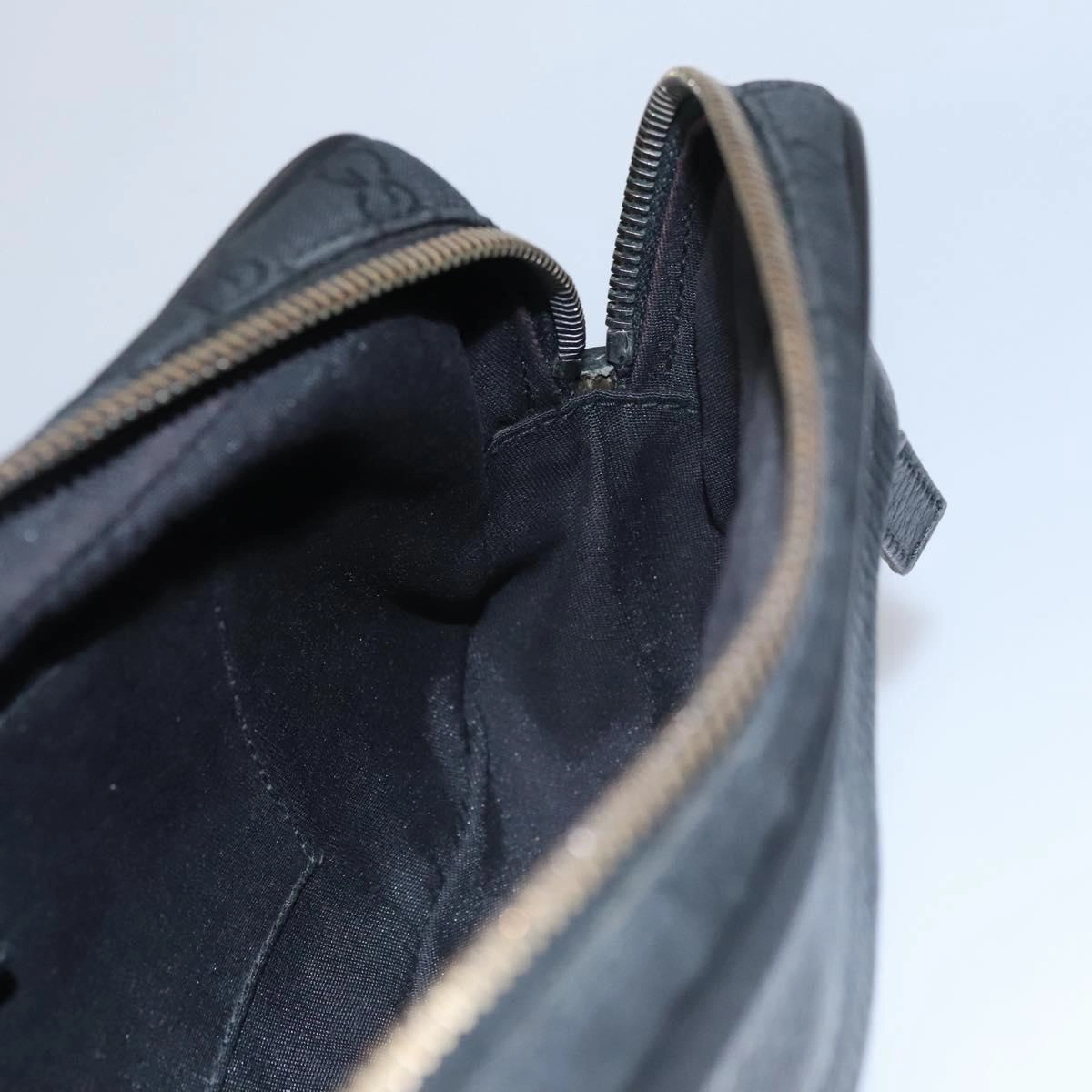 Gucci Gg Canvas Black Canvas Shoulder Bag ()