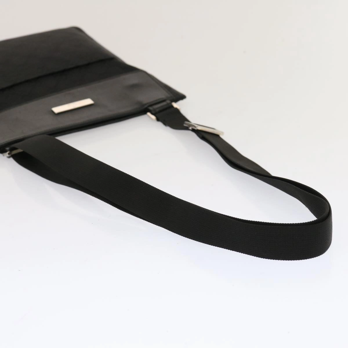 Gucci Gg Canvas  Canvas Shoulder Bag ()