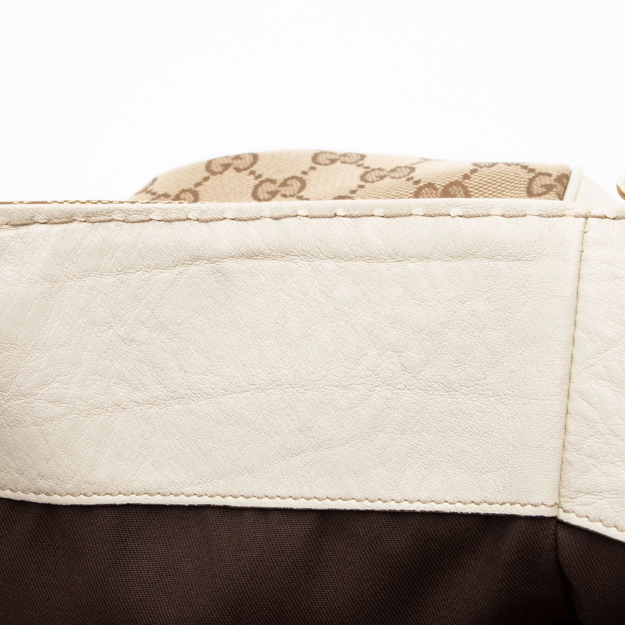 Gucci GG Canvas Charlotte Shoulder Bag (SHF-ouzd2v)