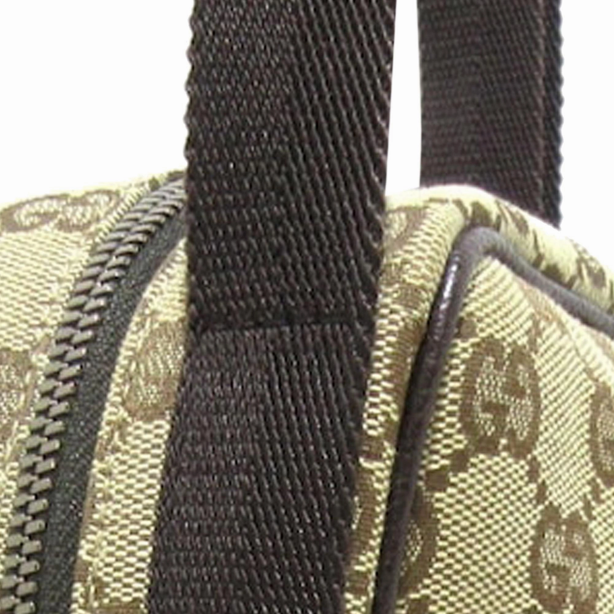 Gucci GG Canvas Crossbody Bag (SHG-kjhrp1)