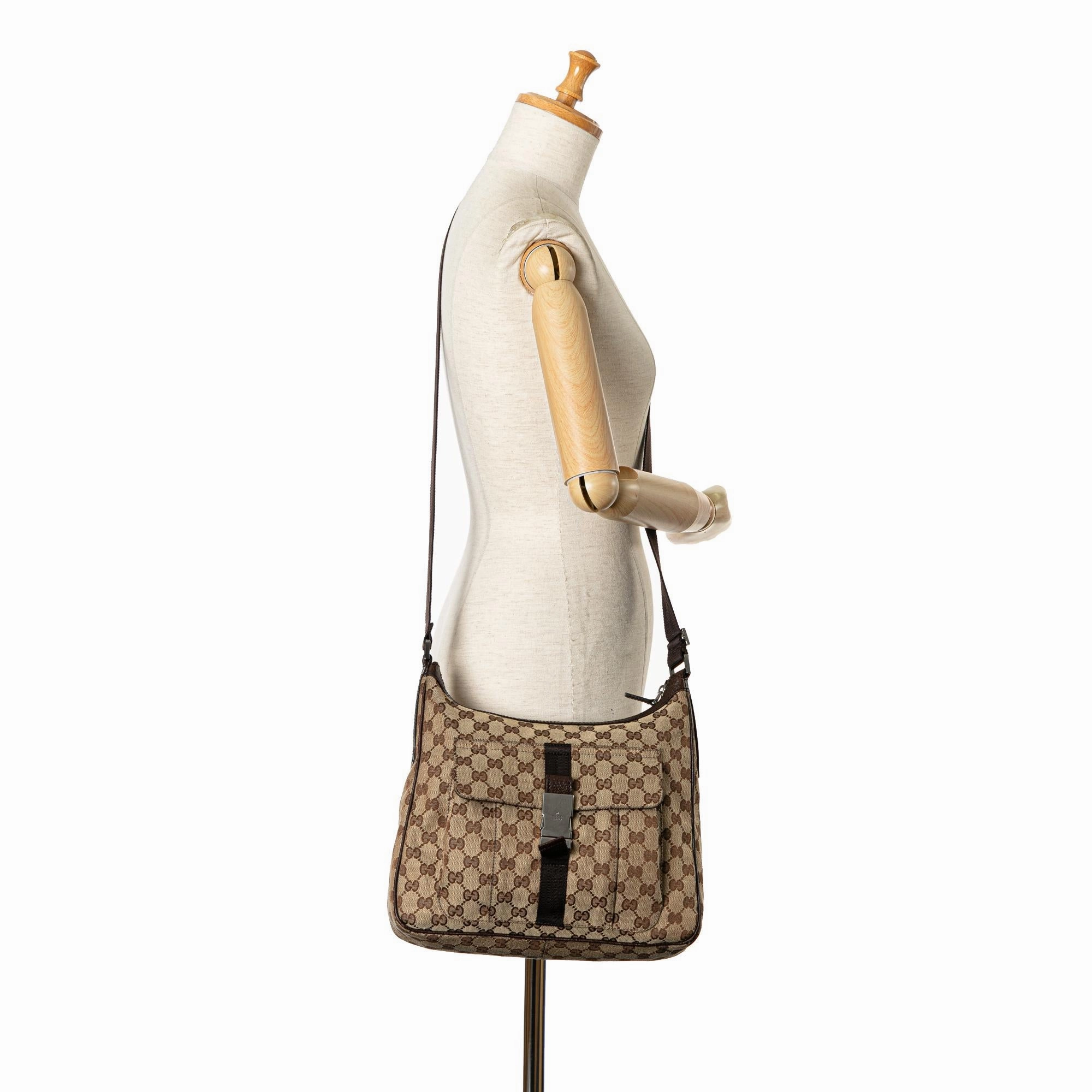 Gucci GG Canvas Crossbody (SHG-cCFg9P)