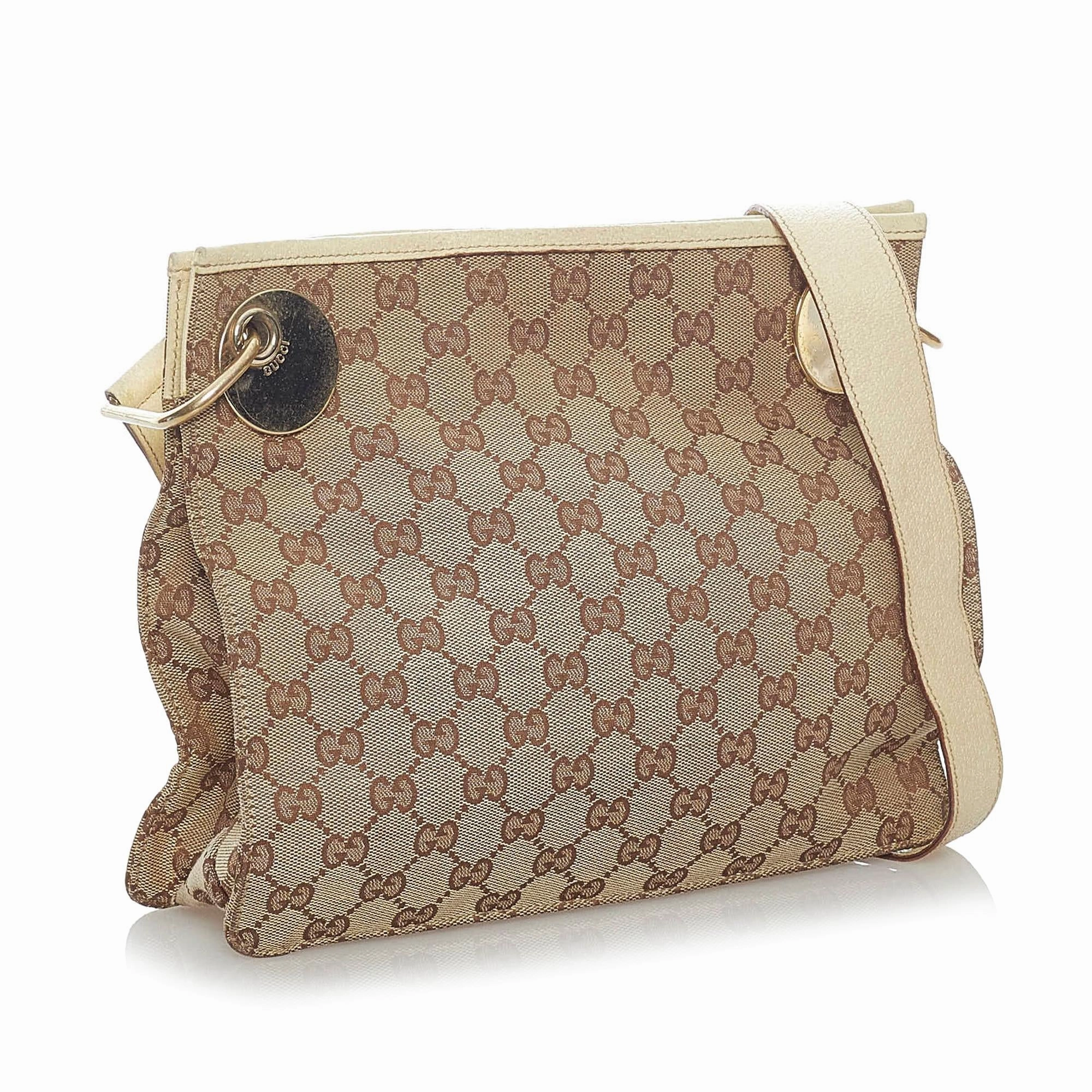 Gucci GG Canvas Eclipse Crossbody Bag (SHG-32119)