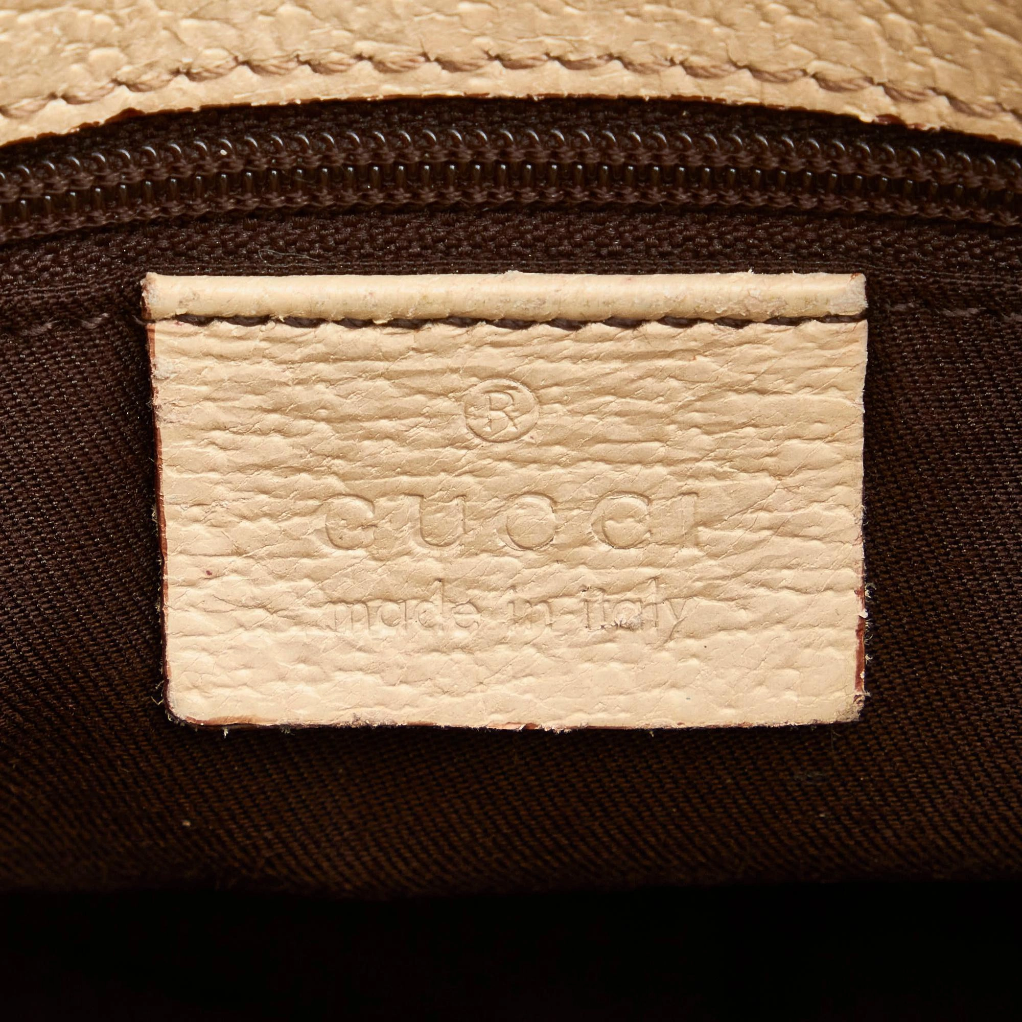 Gucci GG Canvas Eclipse Crossbody Bag (SHG-32119)