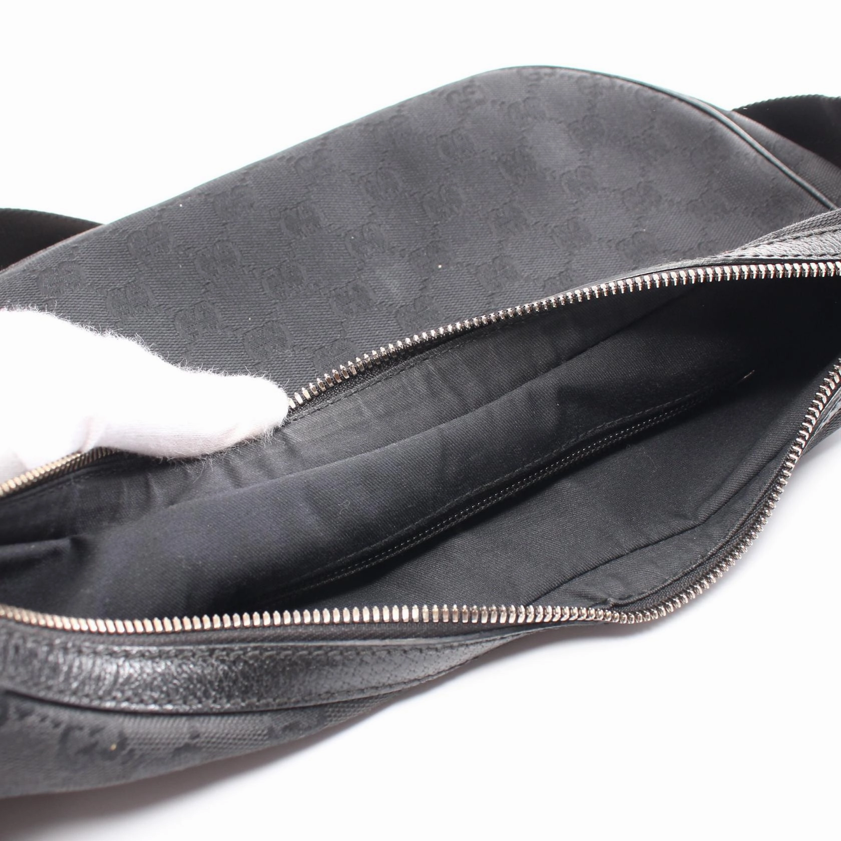 Gucci GG Canvas Leather Shoulder Bag Black