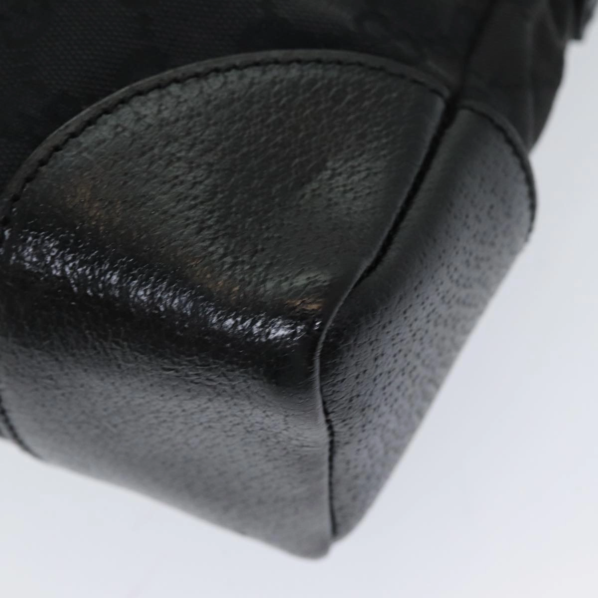 GUCCI GG Canvas Shoulder Bag Black  ep5103