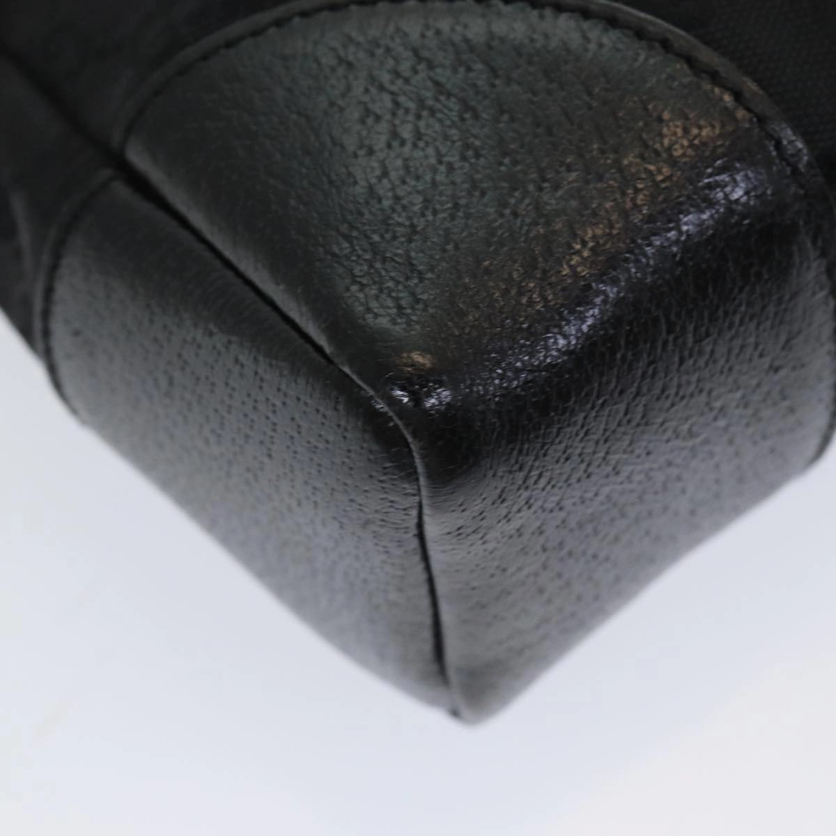 GUCCI GG Canvas Shoulder Bag Black  ep5103