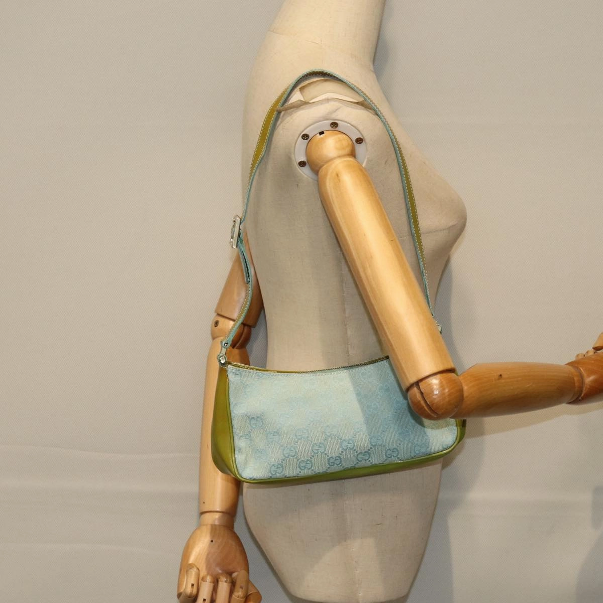GUCCI GG Canvas Shoulder Bag Light Blue 001 4152  82144