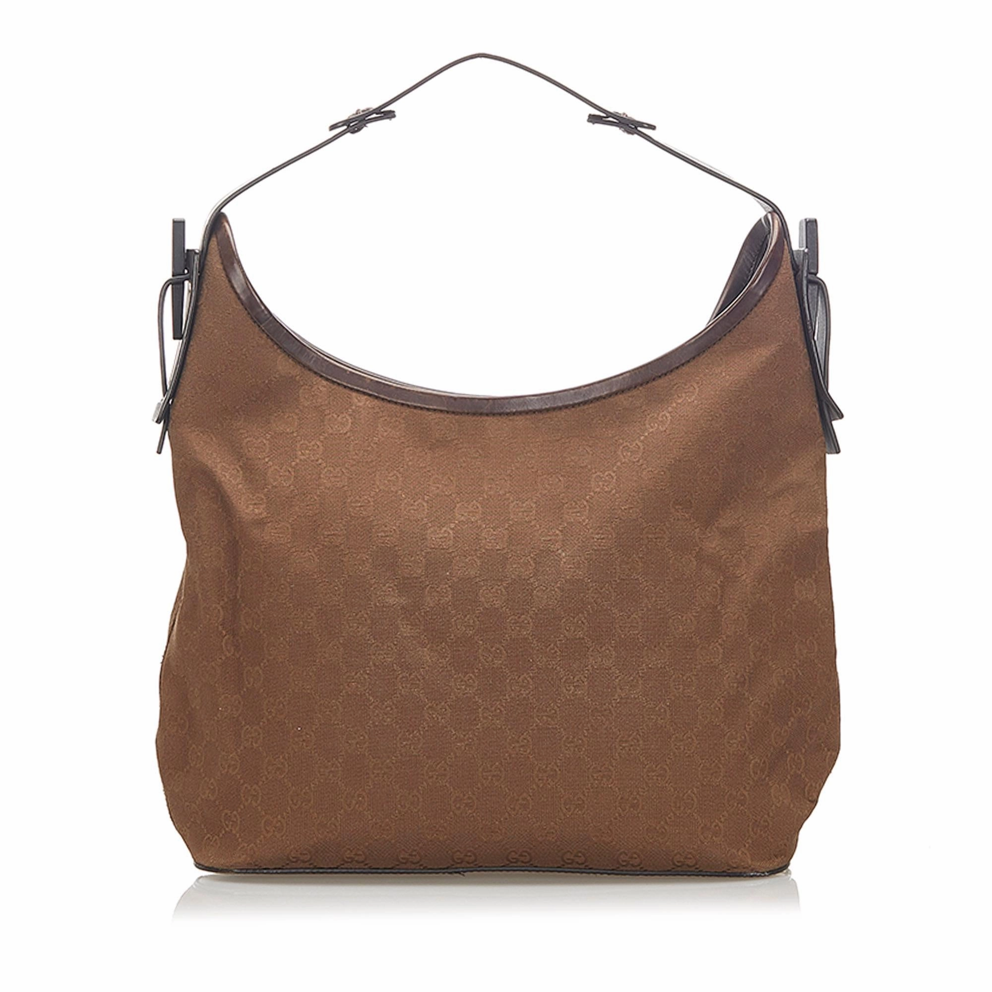 Gucci GG Canvas Shoulder Bag (SHG-32351)