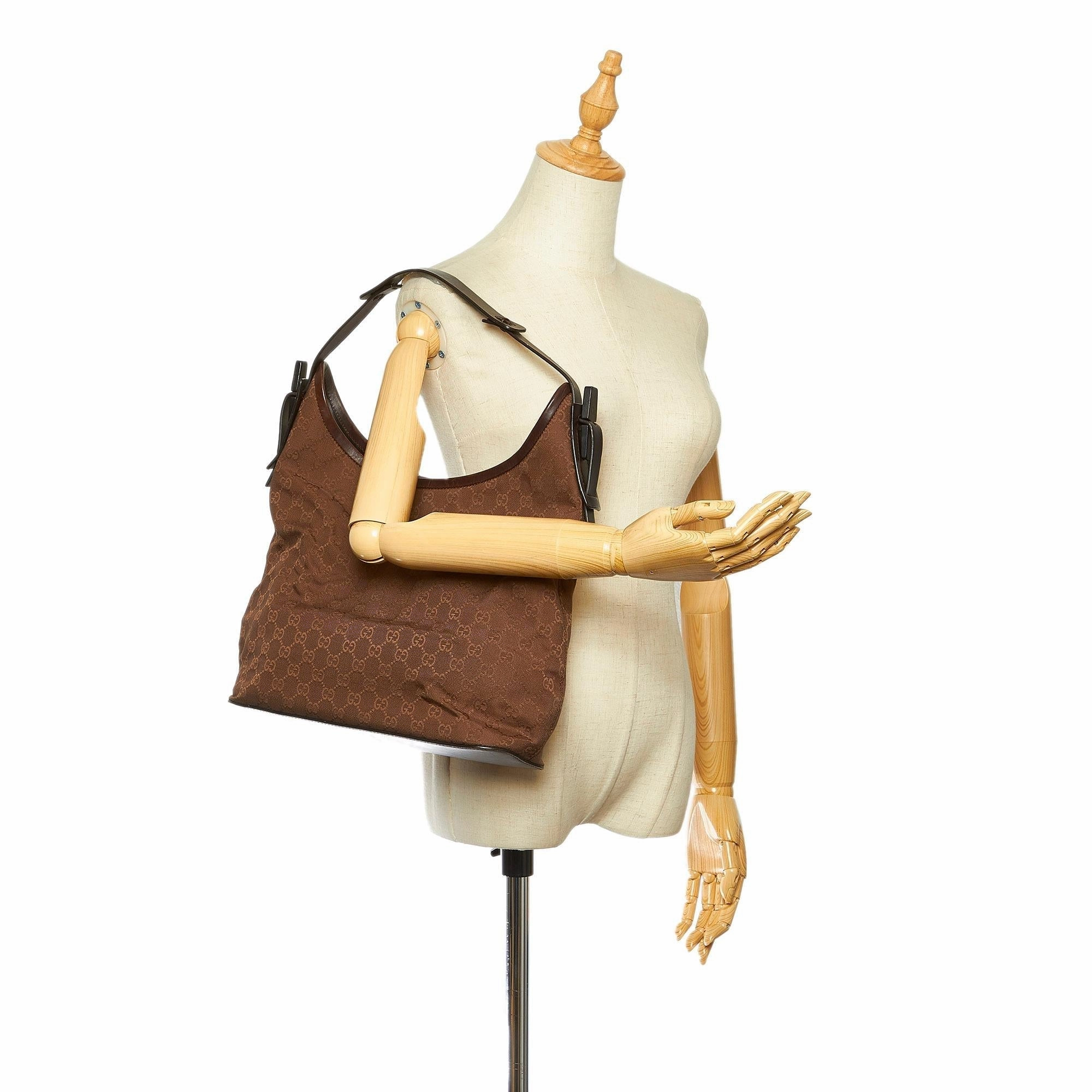 Gucci GG Canvas Shoulder Bag (SHG-32351)