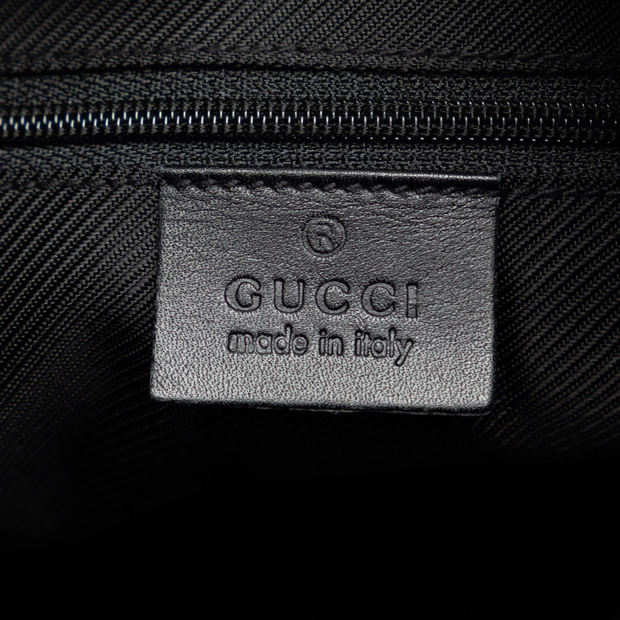 Gucci GG Canvas Shoulder Bag (SHG-VwA6iV)