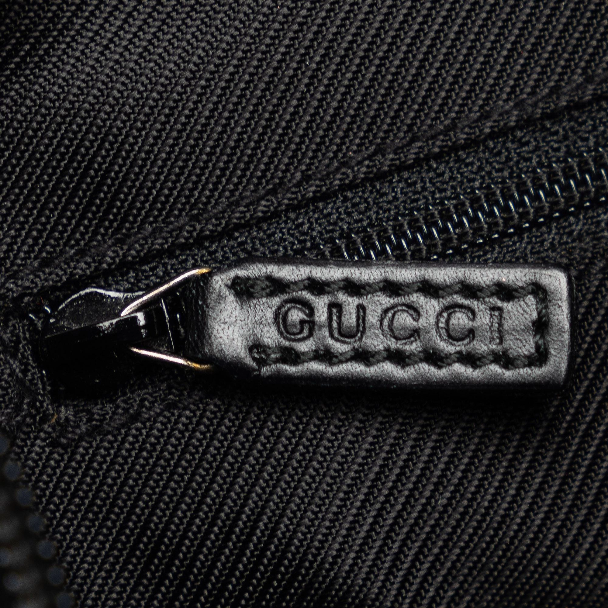 Gucci GG Canvas Shoulder Bag (SHG-VwA6iV)