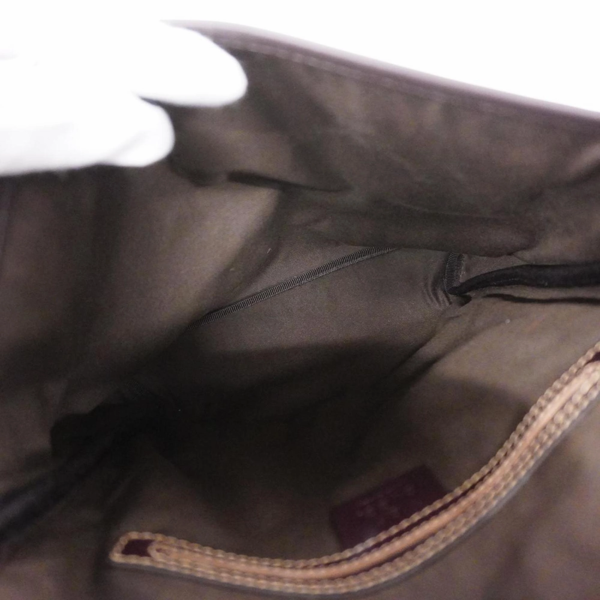 Gucci Gg Supreme  Canvas Shoulder Bag ()