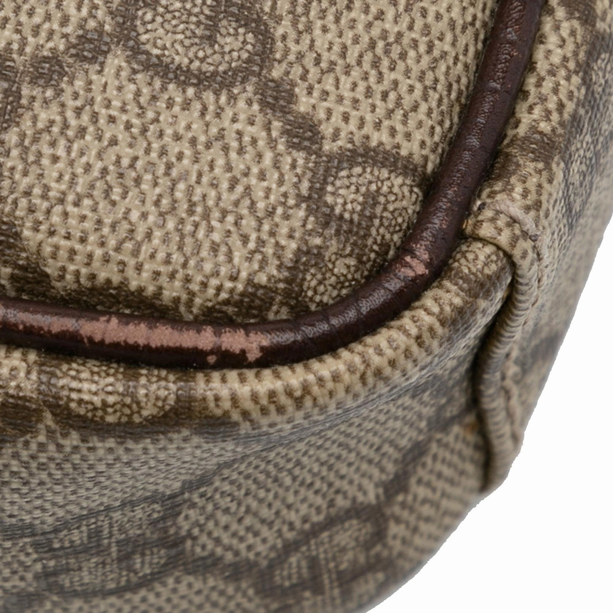 Gucci GG Supreme Crossbody (SHG-gFuKzp)
