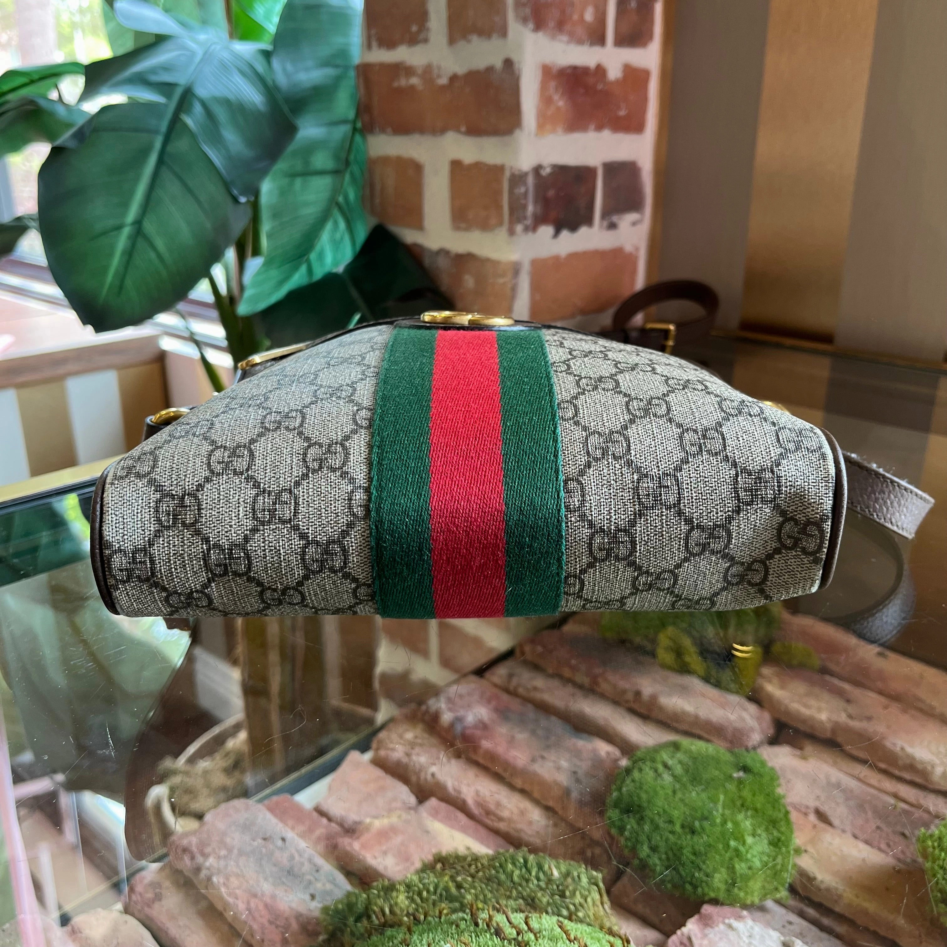 GUCCI GG Supreme Monogram Web Small Ophidia Messenger Bag Brown